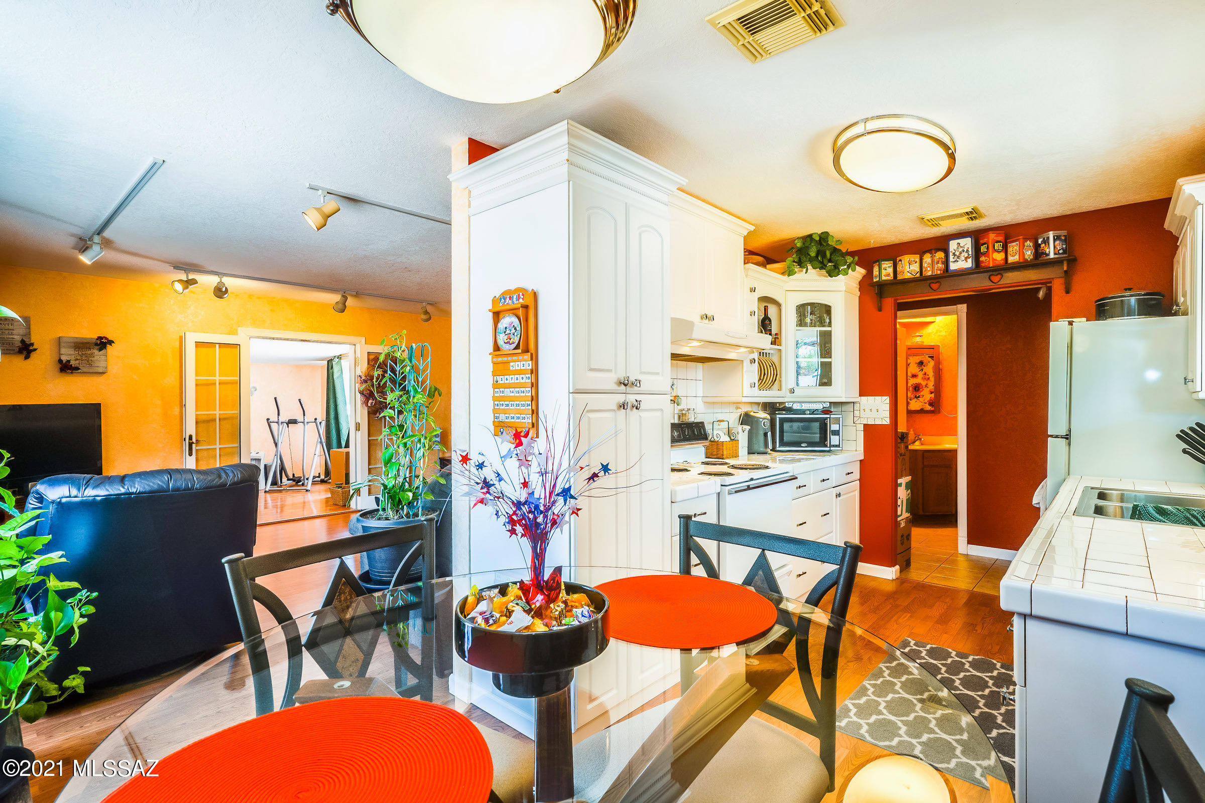 Sherwood Village Terrace (1-85) - Residential