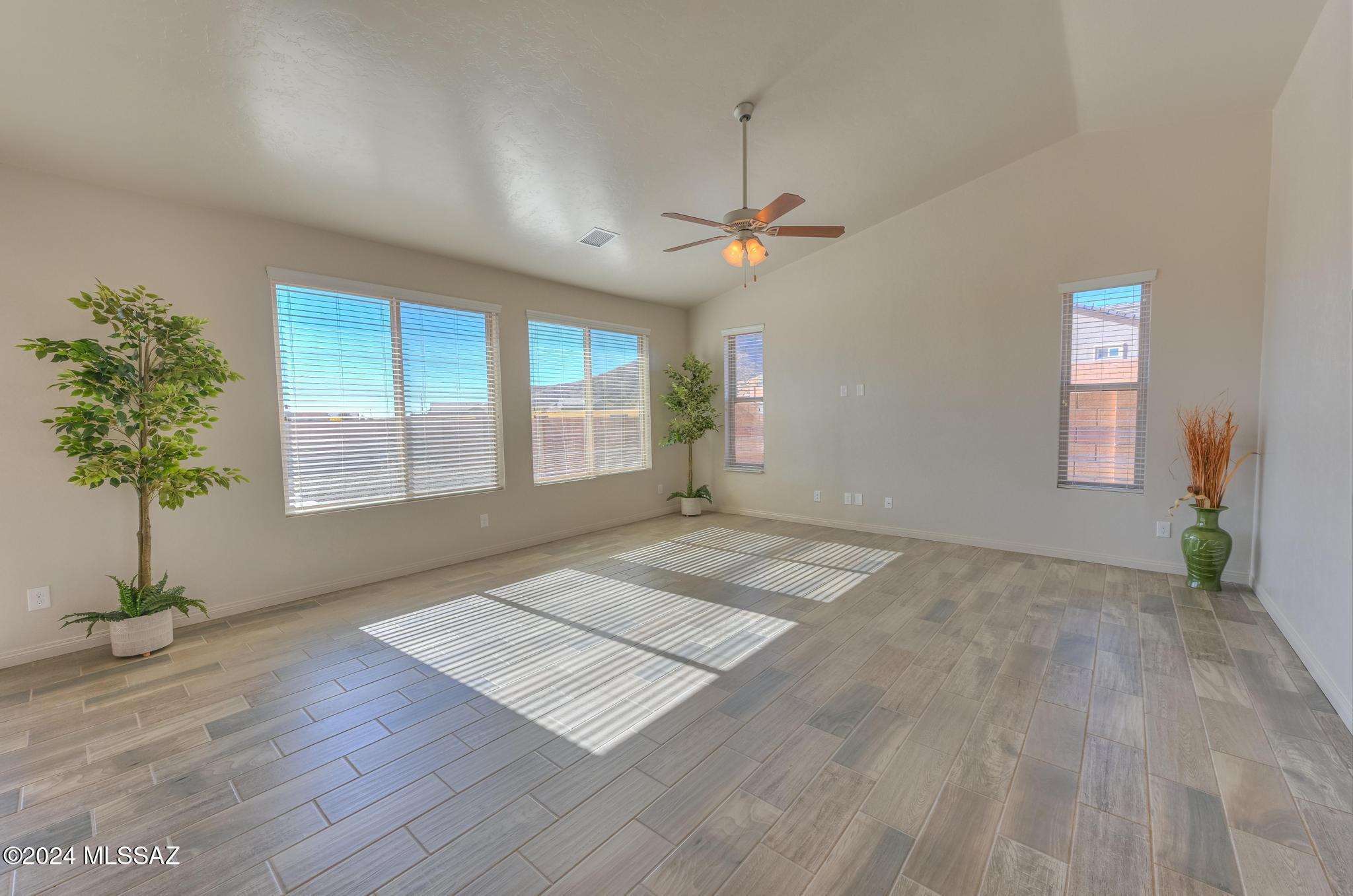 Kings Ranch at Coronado - Residential