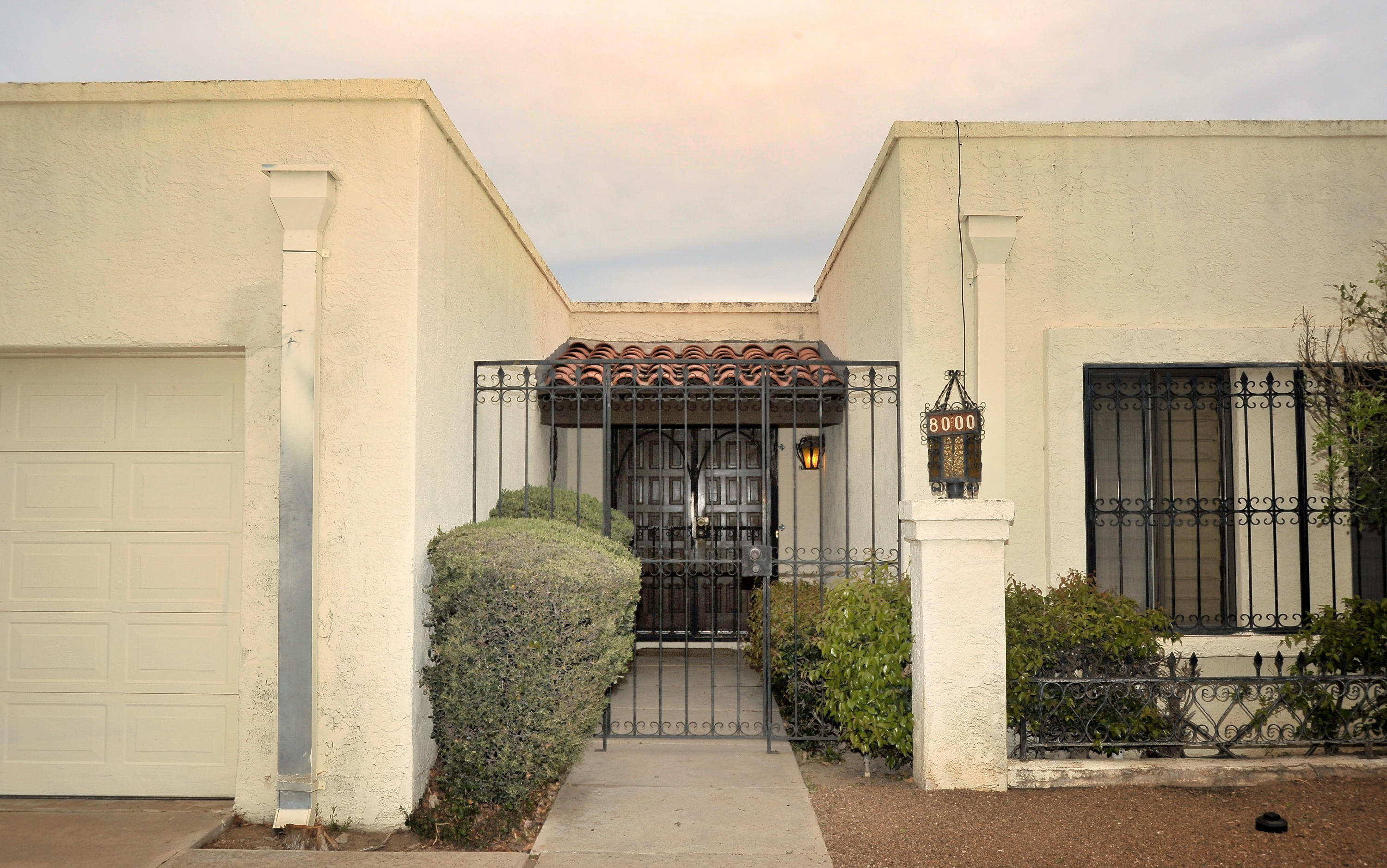 Casas Del Oro Norte (89-130) - Residential