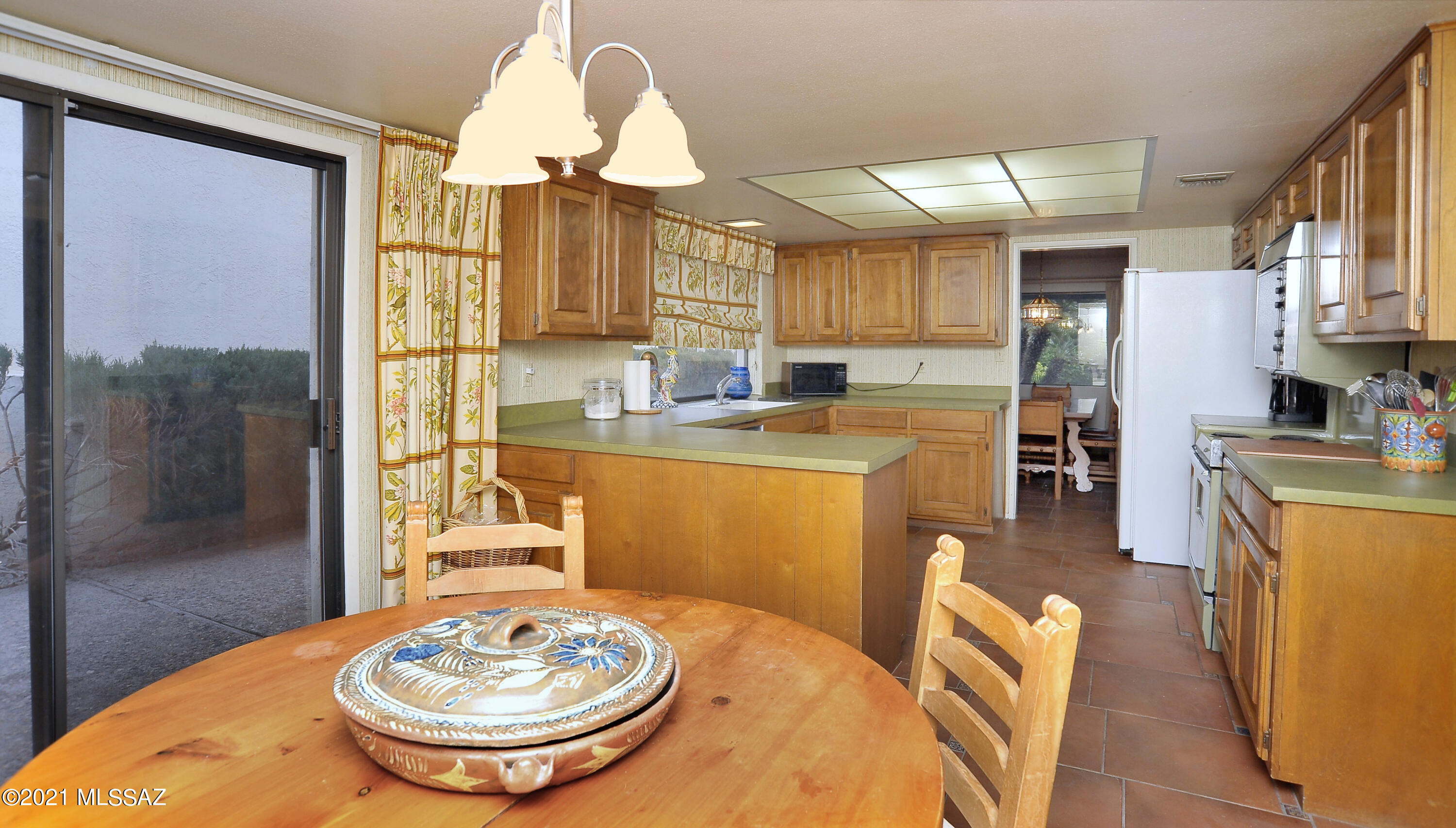 Casas Del Oro Norte (89-130) - Residential