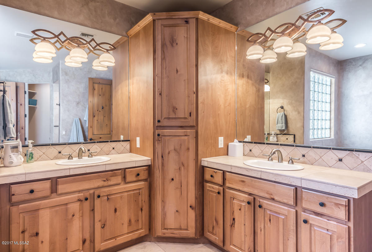 Sabino Mountain (1-290) - Residential