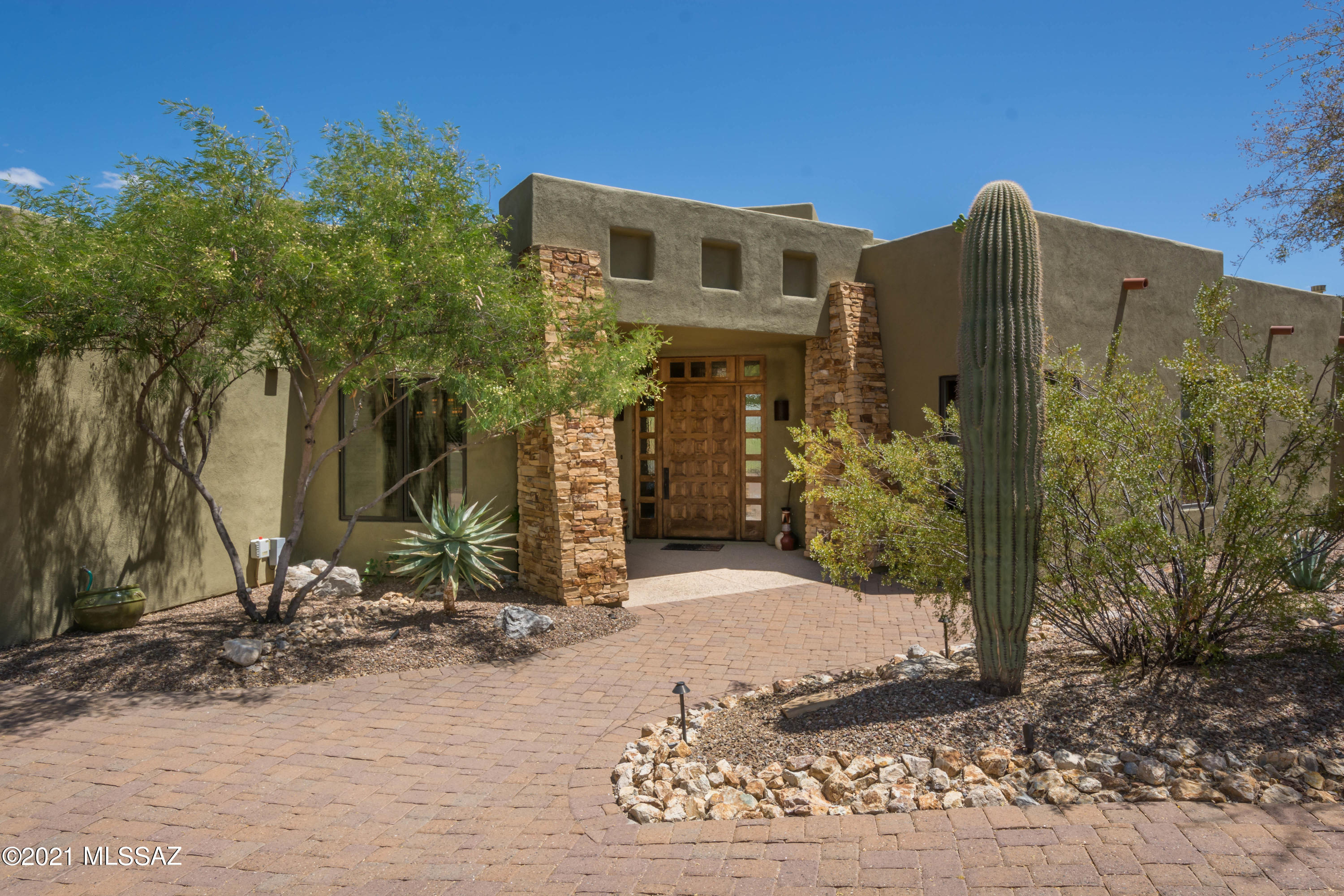 Honey Bee Canyon Estates - Residential