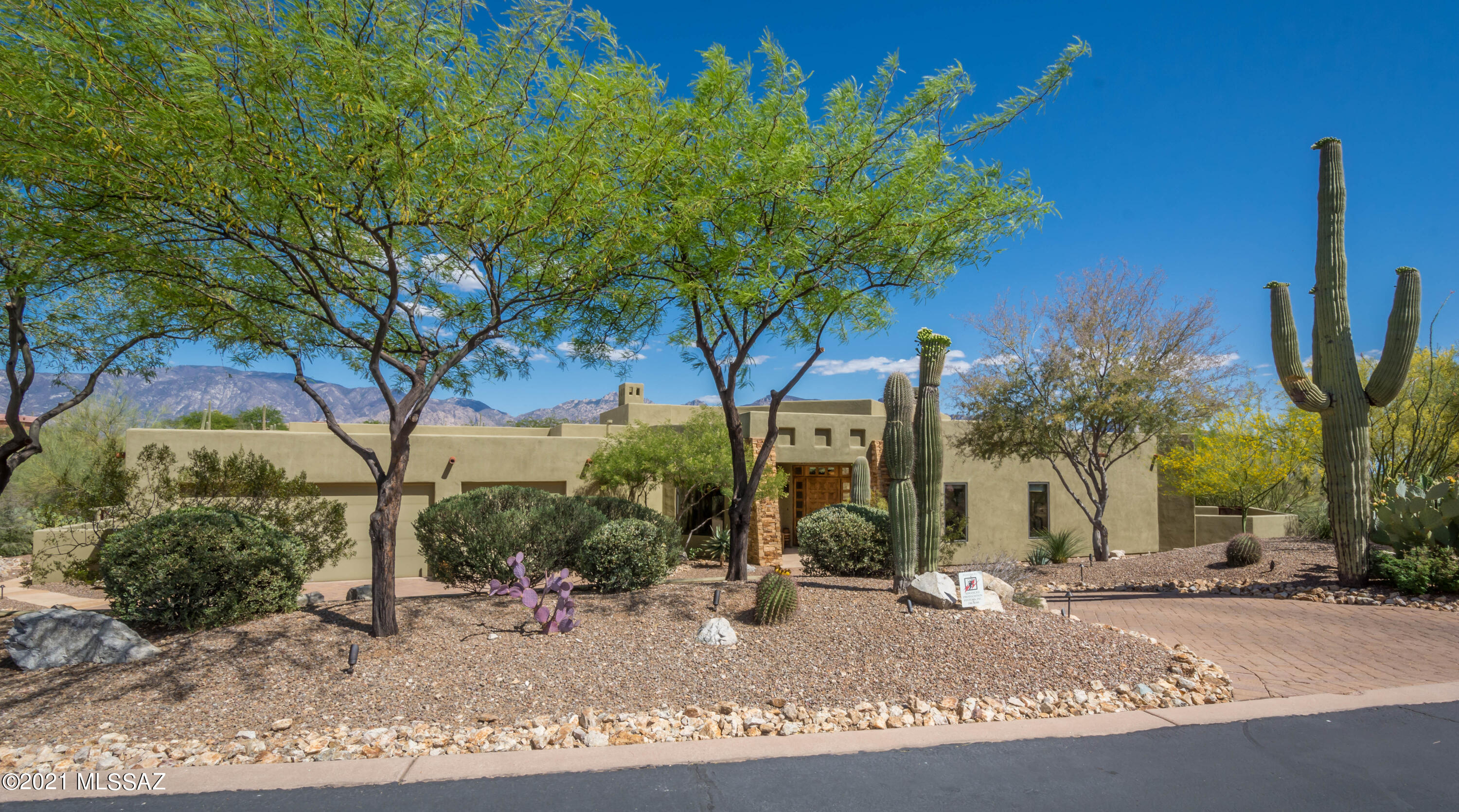Honey Bee Canyon Estates - Residential