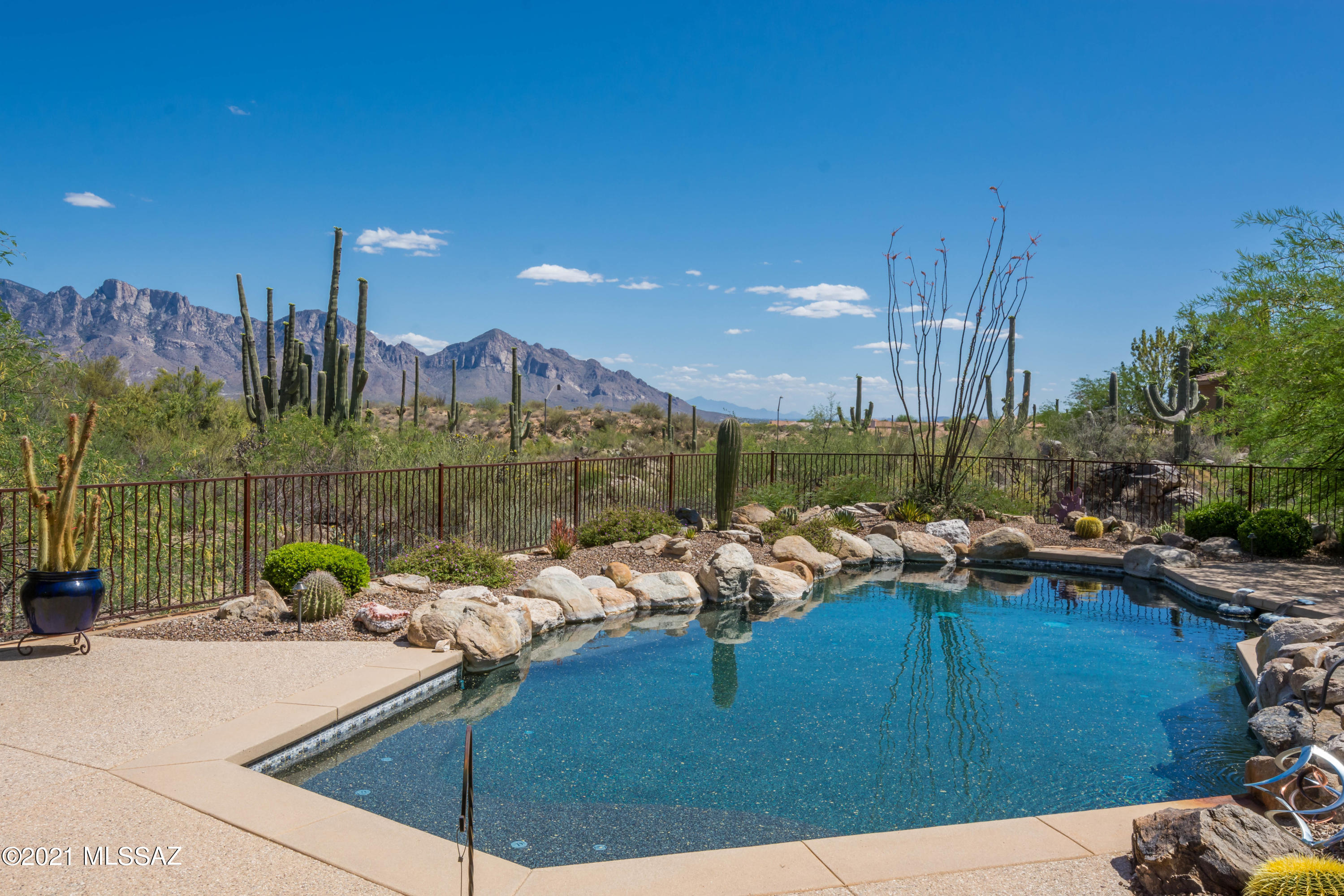 Honey Bee Canyon Estates - Residential