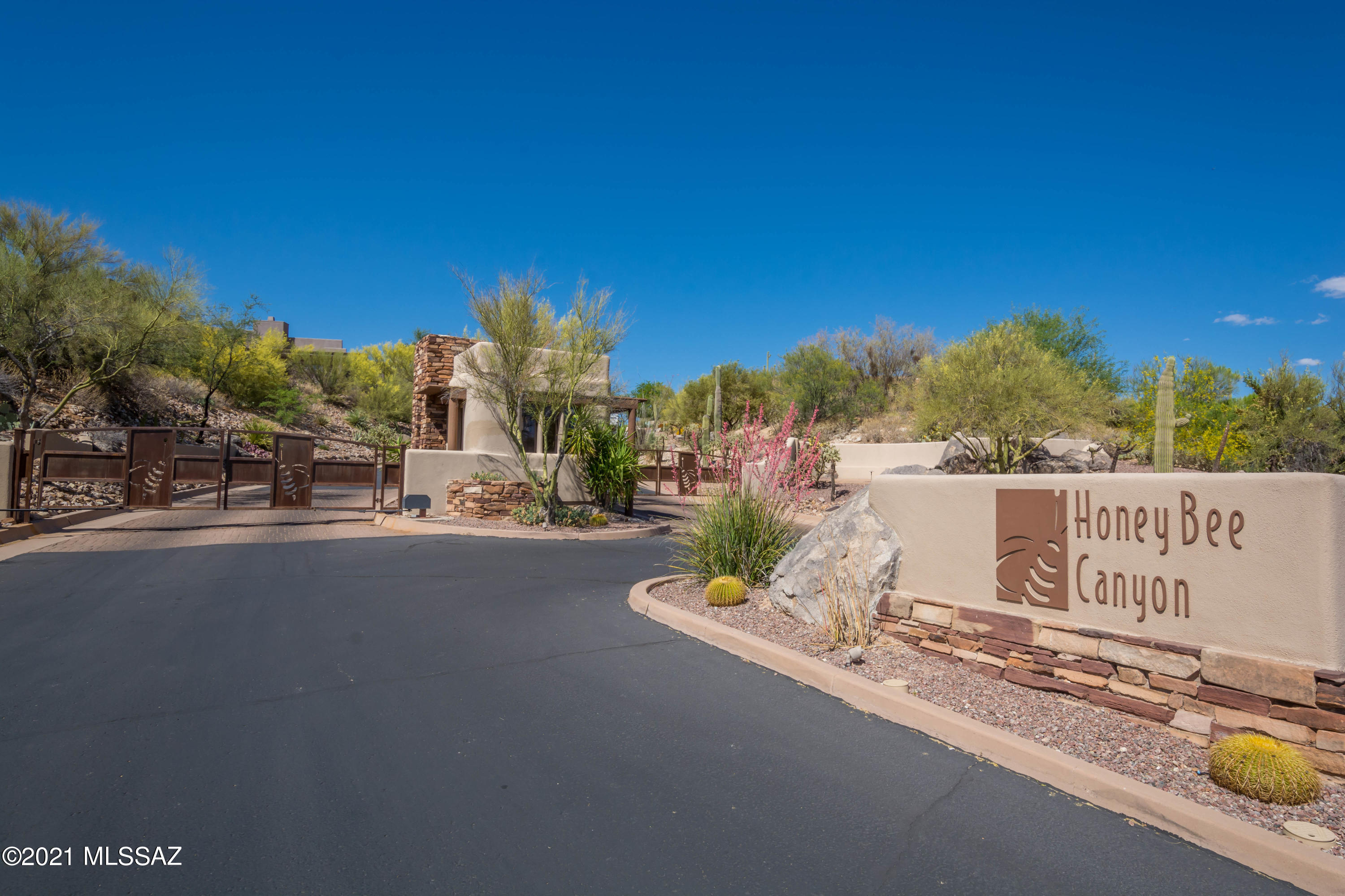 Honey Bee Canyon Estates - Residential