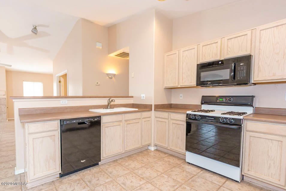 Northern Heights (1-65) - Residential Lease