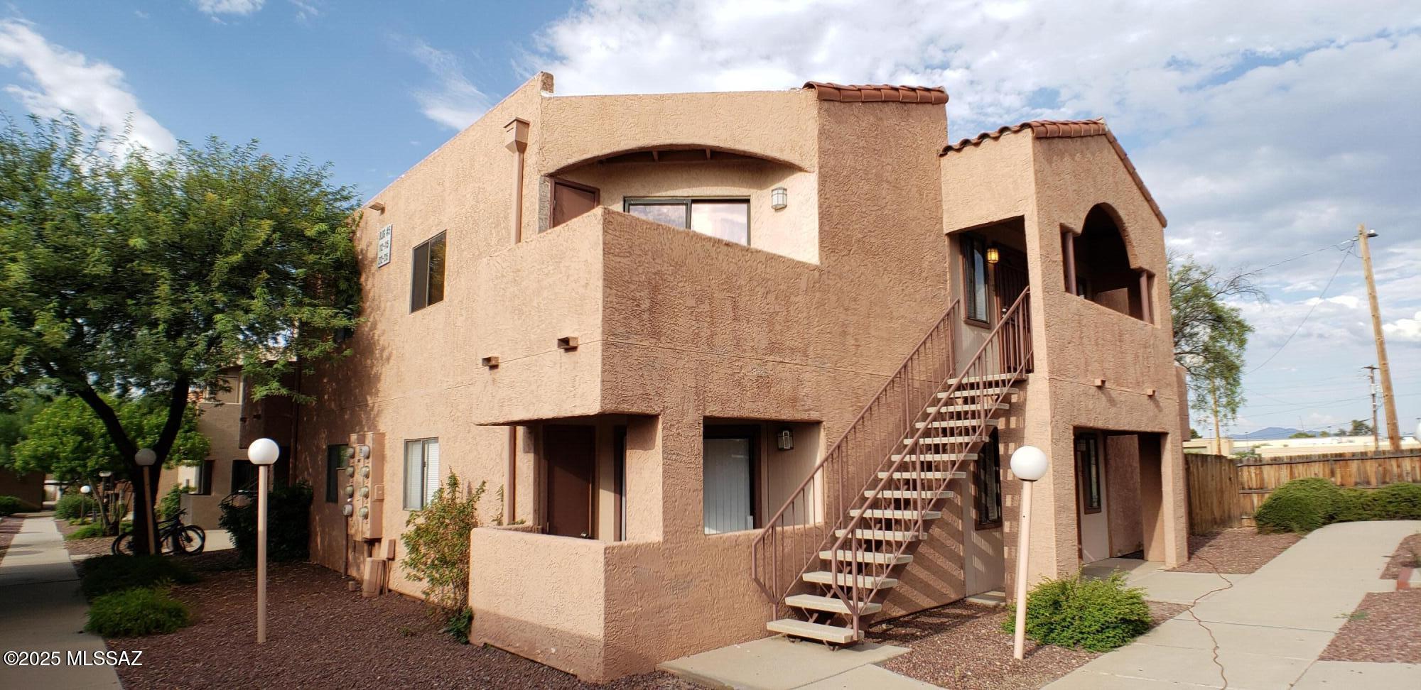 Unlock instant income with this charming 1-bedroom condo, a successful Airbnb in a highly desirable Tucson location off Glenn and Campbell! Guests love the unbeatable walkability to a vibrant mix of shopping, coffee shops, and popular restaurants. This centrally located gem is impeccably maintained, boasting stylish new flooring in the living areas (installed 2023).

Enjoy hassle-free hosting with access to fantastic community amenities, including a refreshing HOA-maintained pool, convenient laundry facilities, and a well-equipped gym. This condo can be purchased fully furnished, offering a truly turnkey solution for immediate rental income.

This exceptional property is also available as part of a larger, high-performing investment portfolio, presenting a unique opportunity to scale.