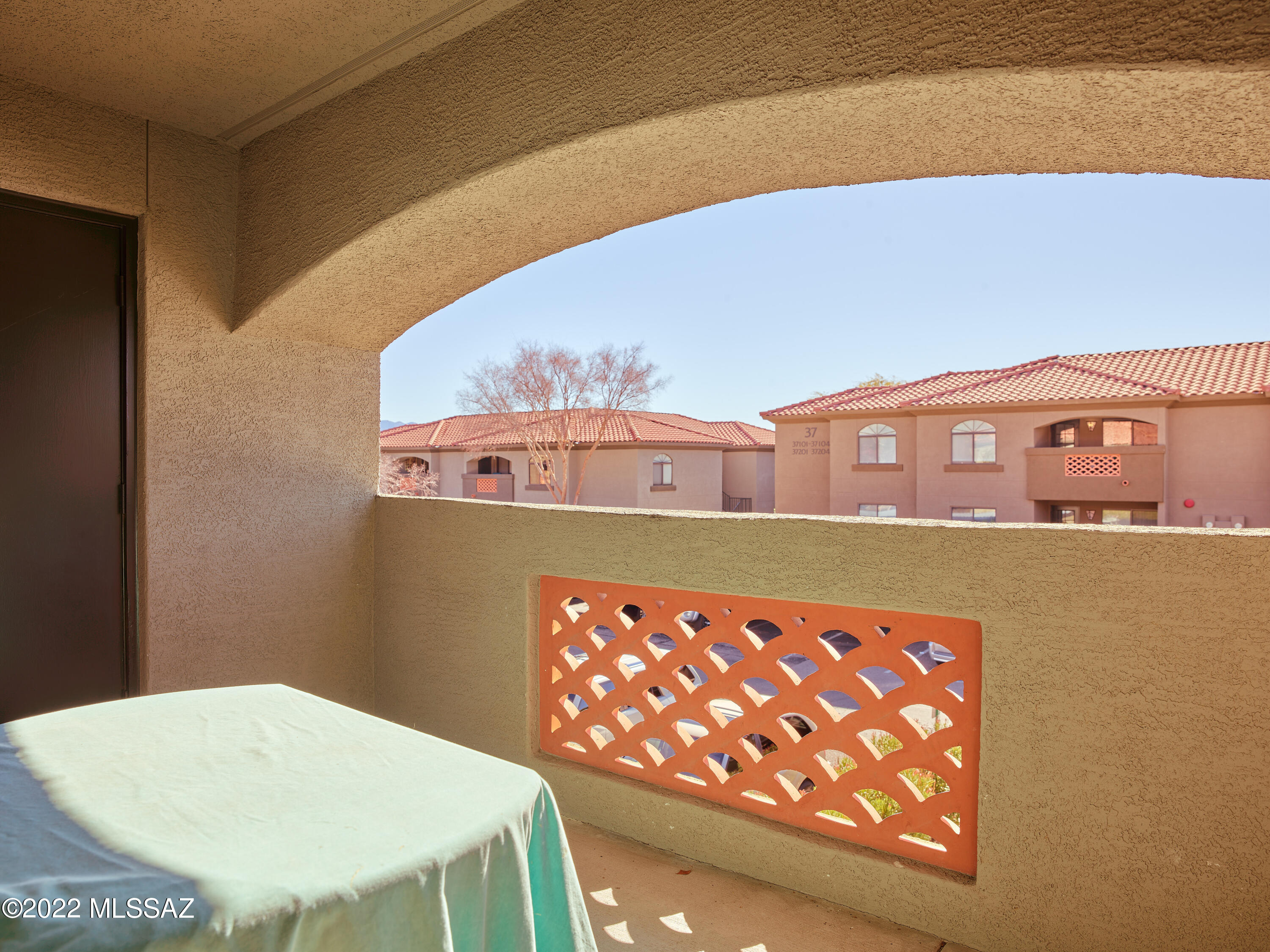 Veranda at Ventana Condominiums - Residential