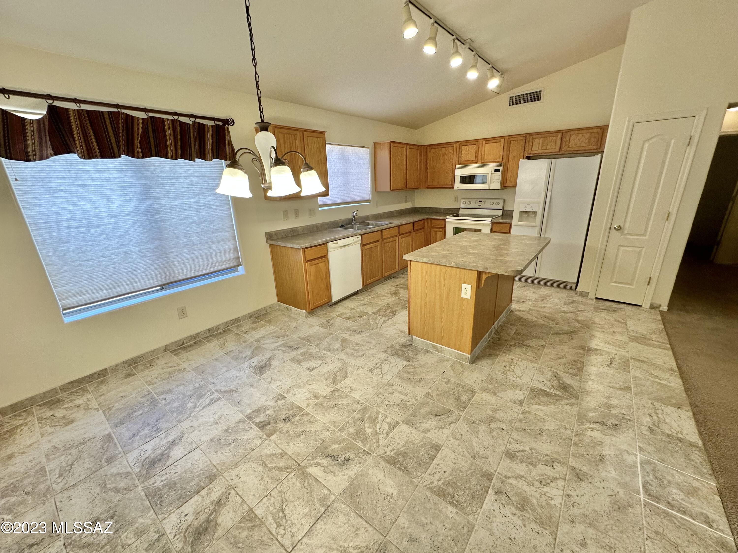 Eagle Crest Ranch - Residential Lease