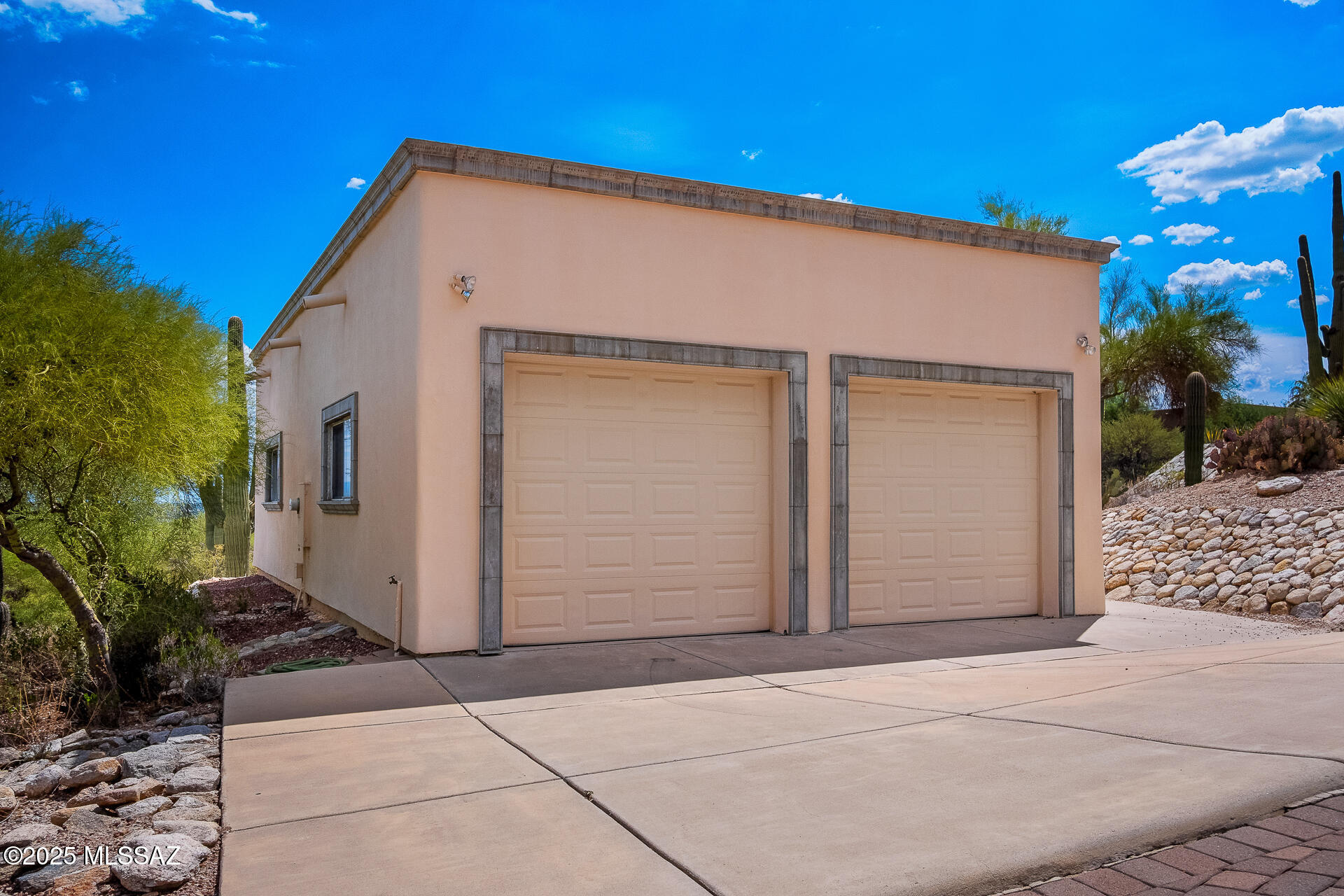 Catalina Foothills Estates NO. 10 (179-193) - Residential
