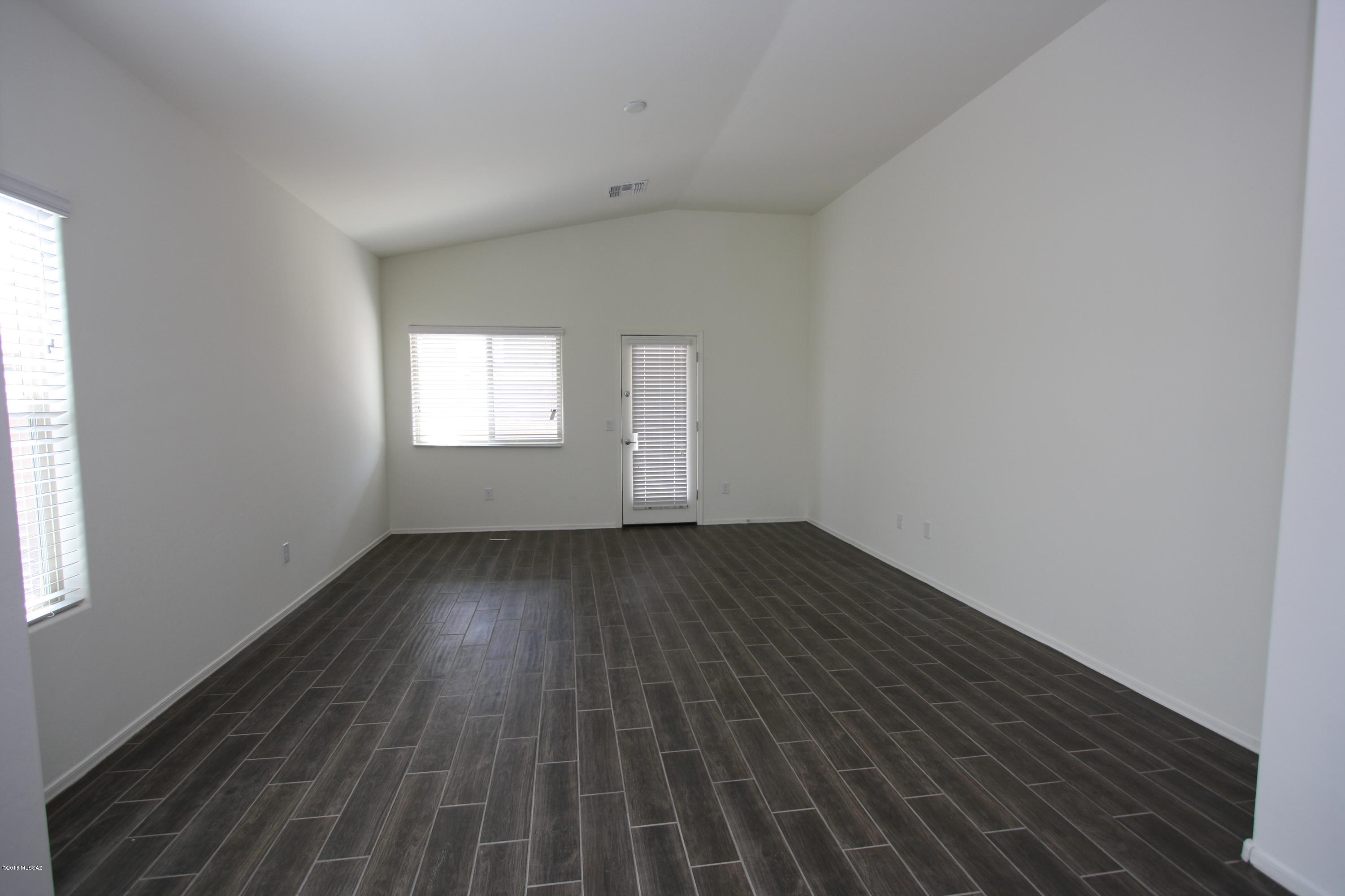 Saguaro Bloom Block 4 - Residential Lease