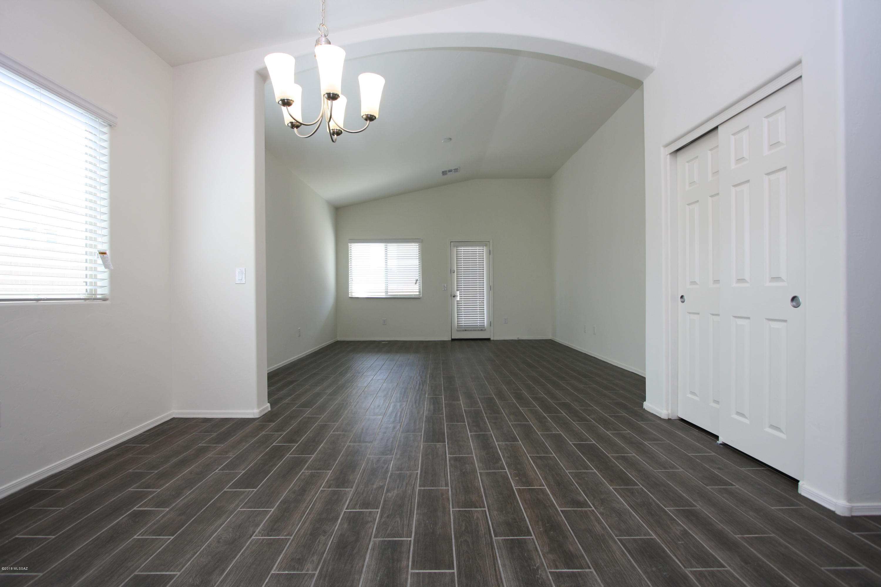 Saguaro Bloom Block 4 - Residential Lease
