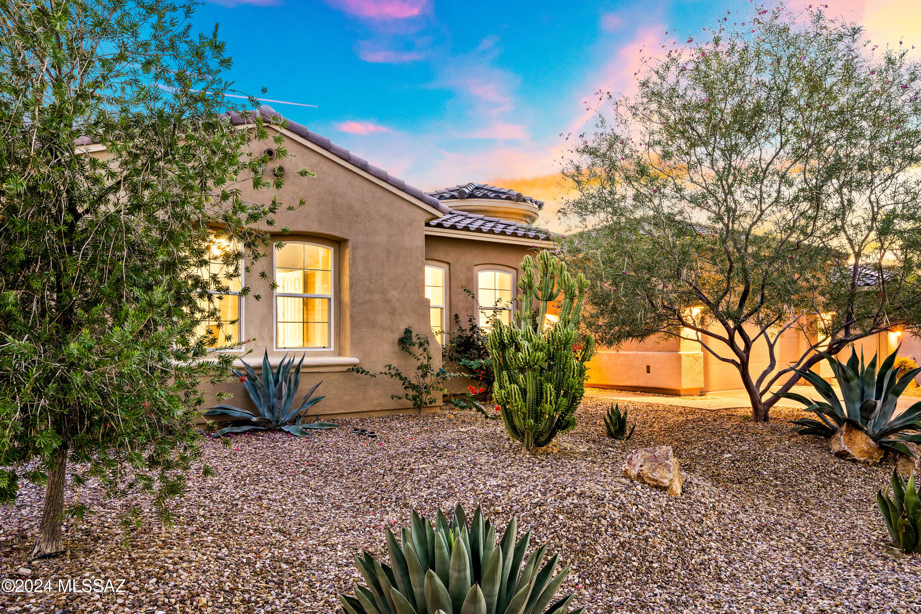Blue Agave At Dove Mountain - Residential