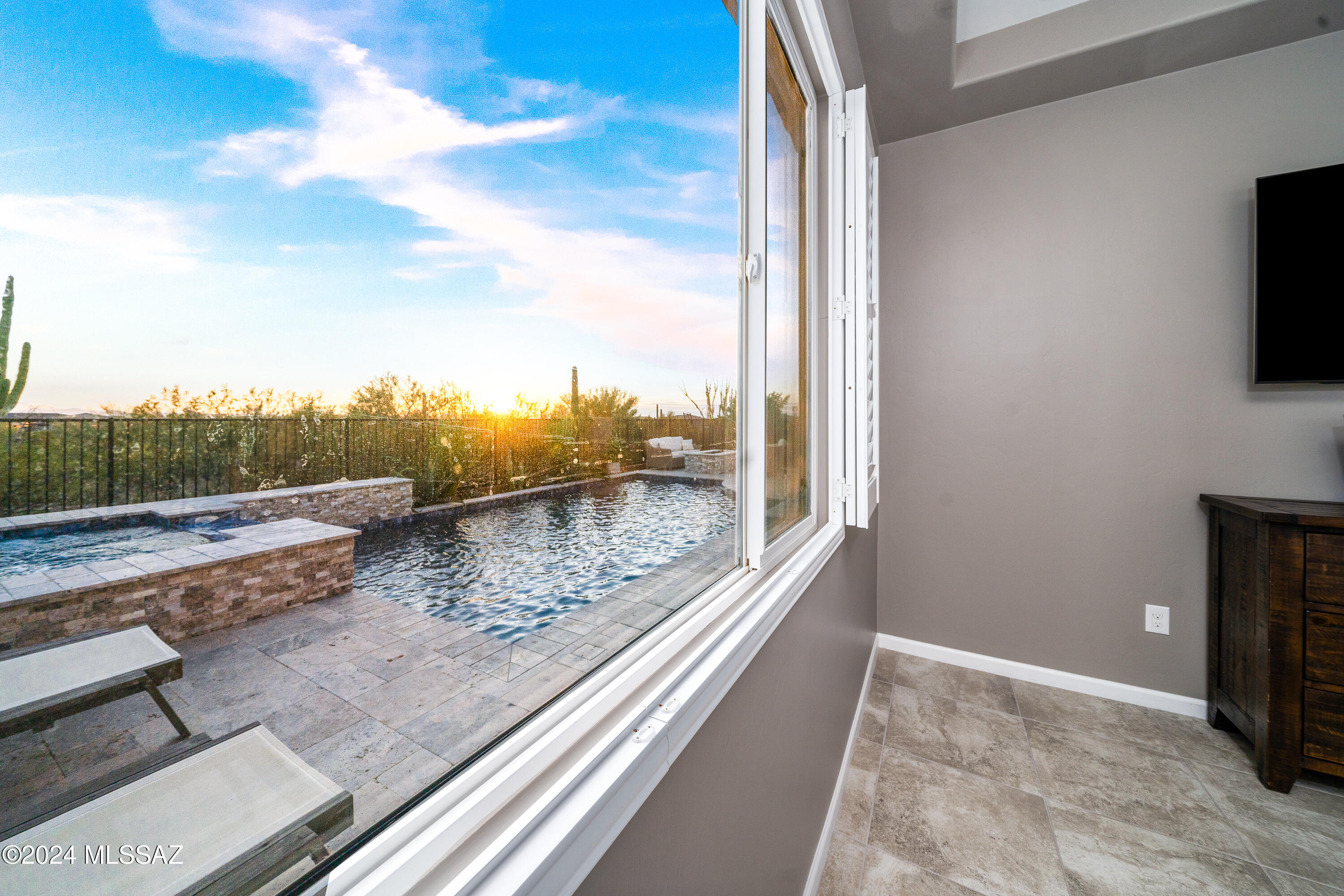Blue Agave At Dove Mountain - Residential