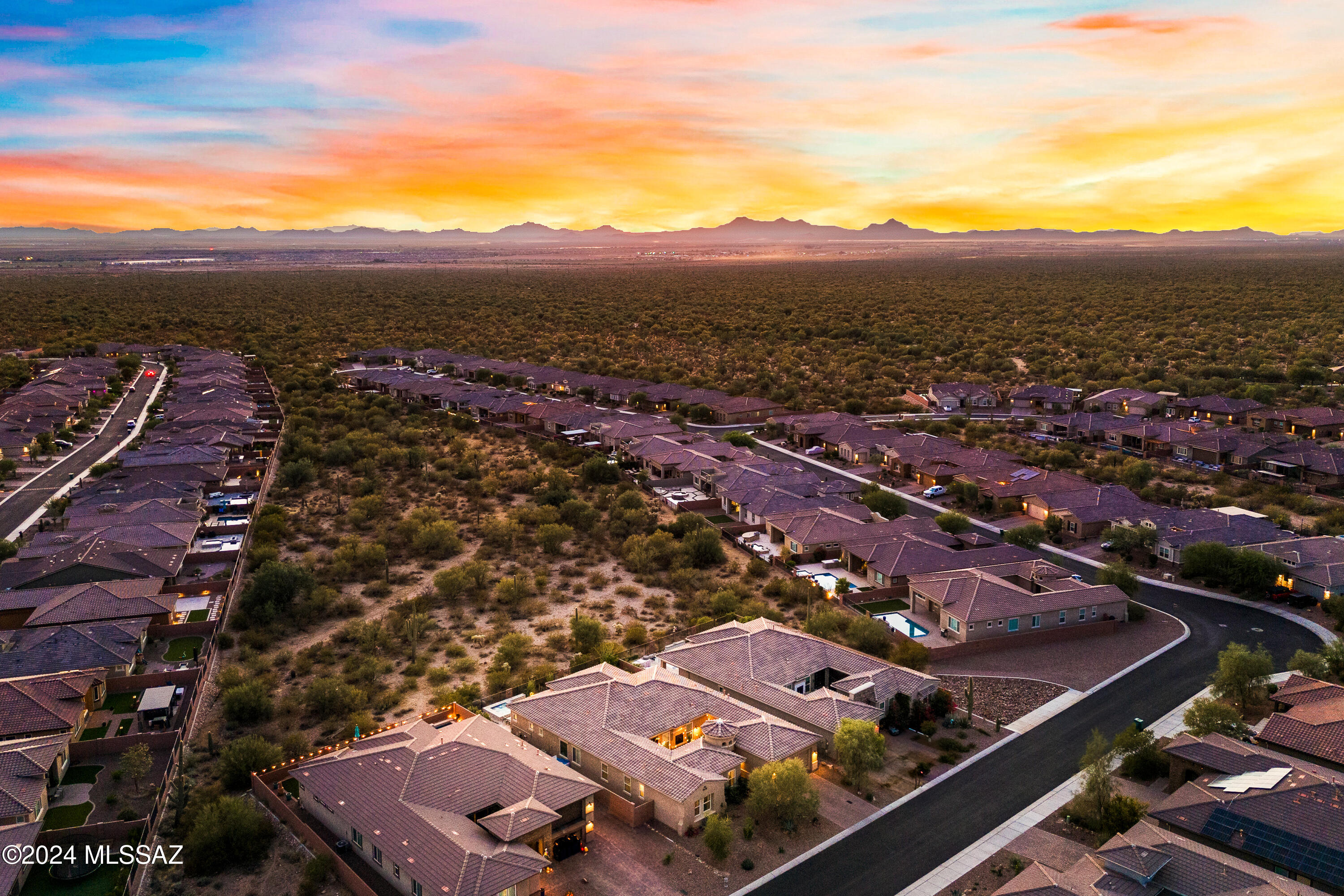 Blue Agave At Dove Mountain - Residential