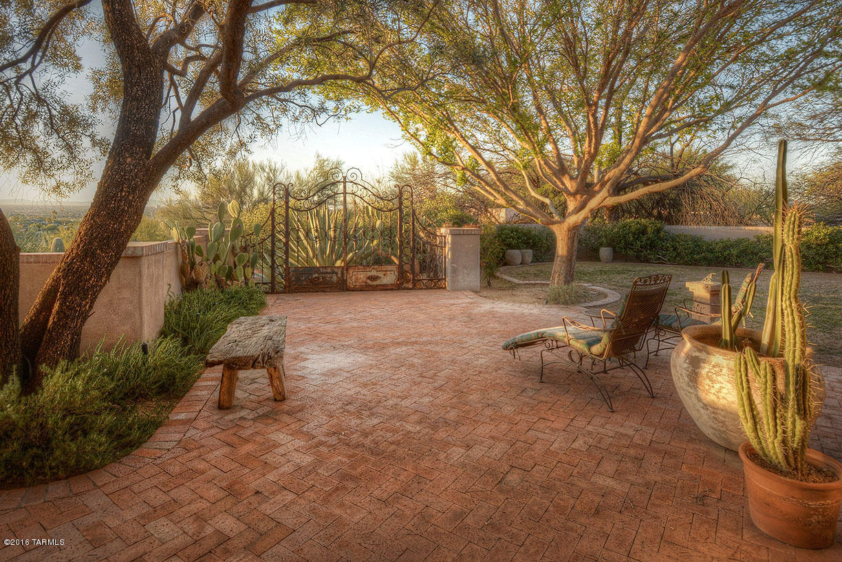 Catalina Foothills Est. NO. 10 (73-90, 119, 121, 123, 127-146) - Residential