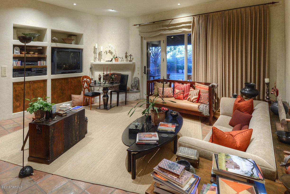 Catalina Foothills Est. NO. 10 (73-90, 119, 121, 123, 127-146) - Residential