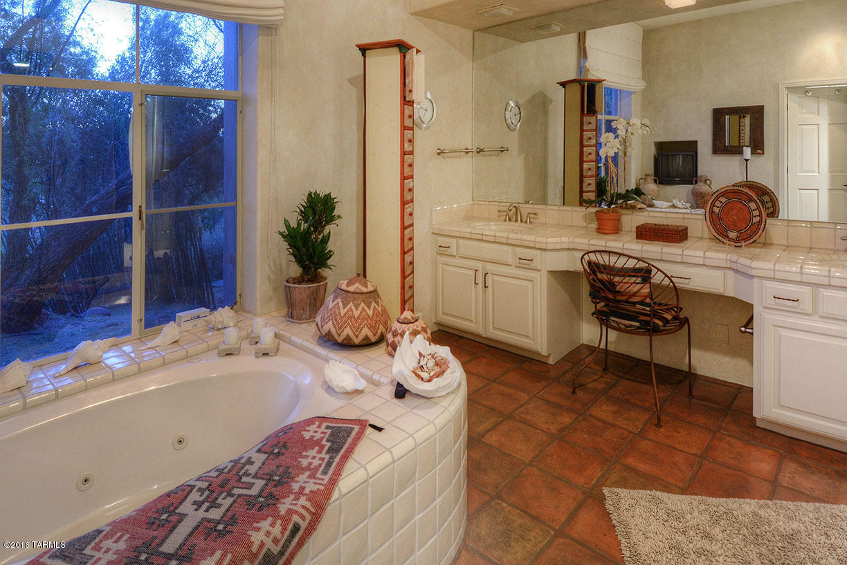Catalina Foothills Est. NO. 10 (73-90, 119, 121, 123, 127-146) - Residential