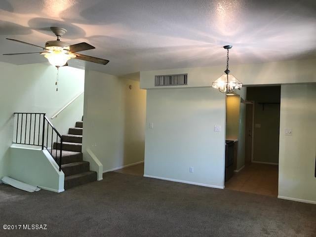 Las Lomitas Townhouses - Residential Lease