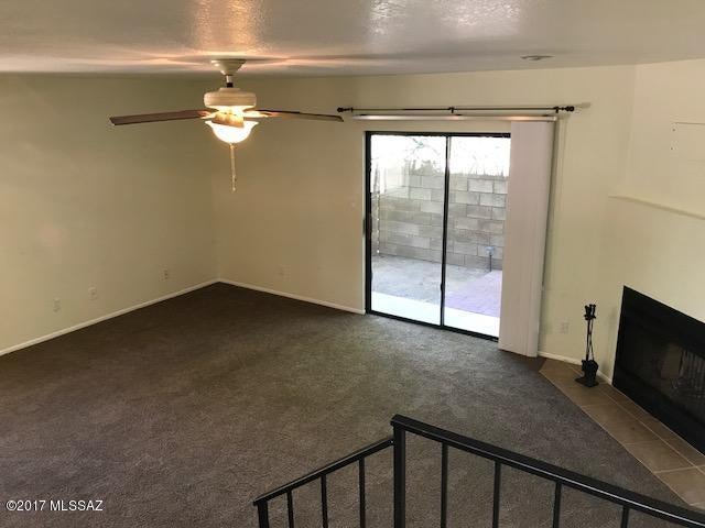 Las Lomitas Townhouses - Residential Lease