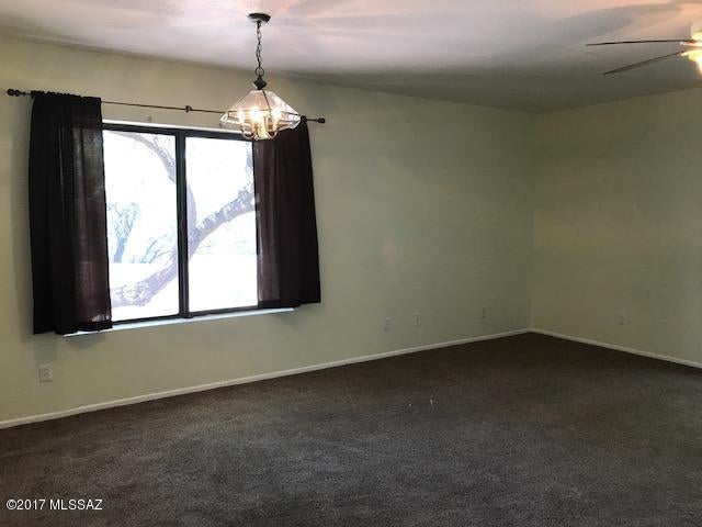 Las Lomitas Townhouses - Residential Lease