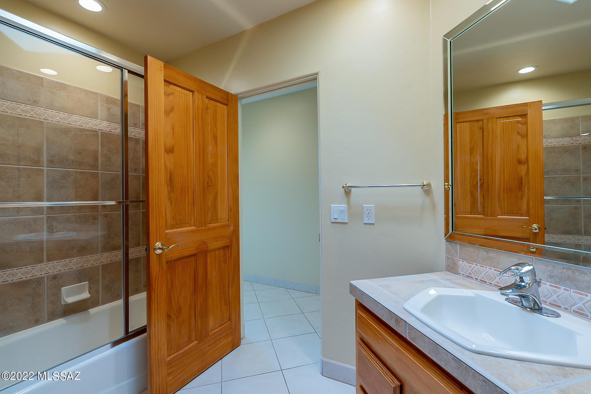 Alta Vista Village II (1-28) - Residential