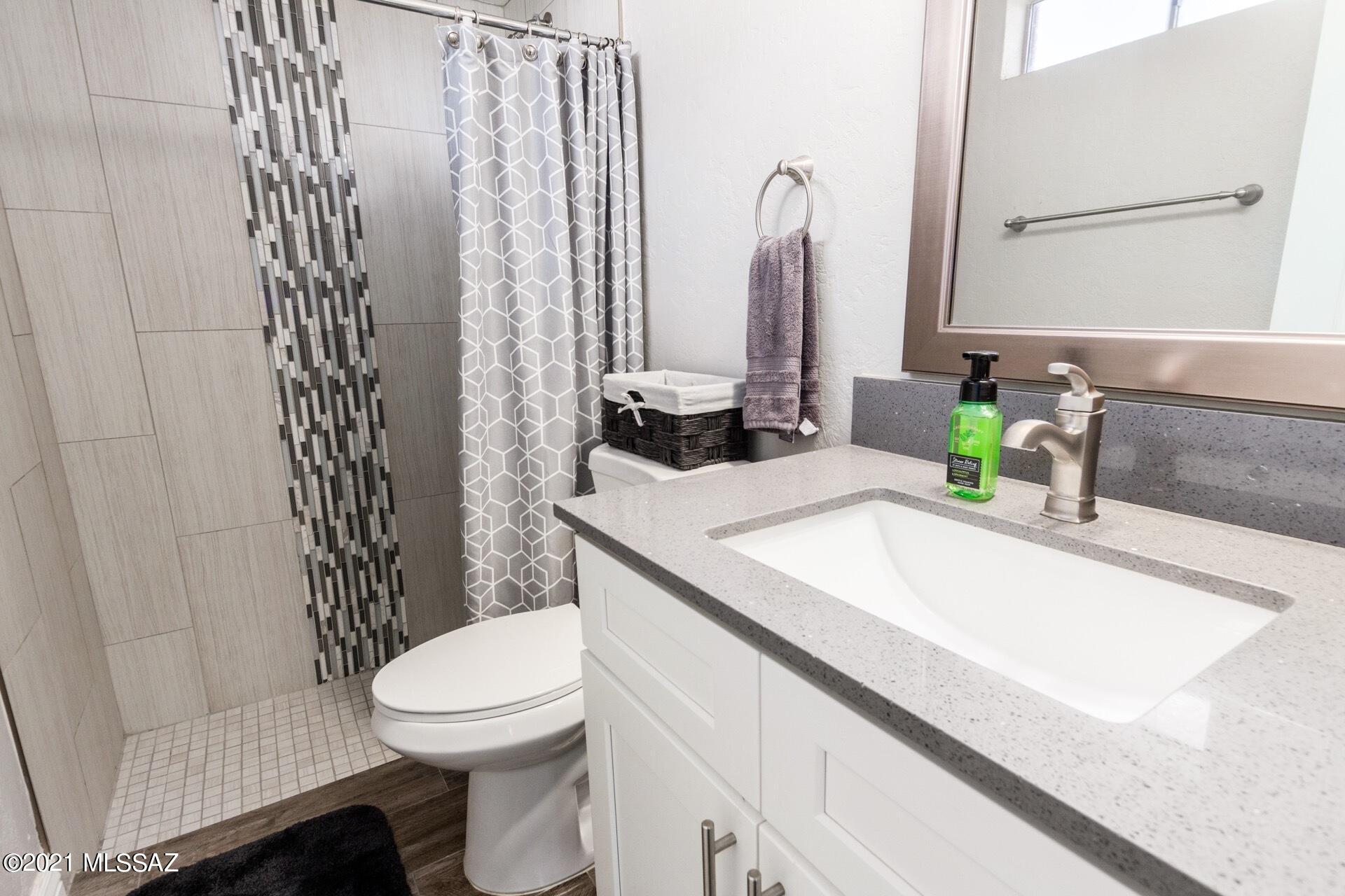 Orangewood Estates (110-212) - Residential