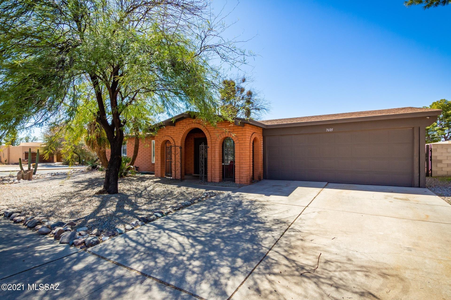 Orangewood Estates (110-212) - Residential