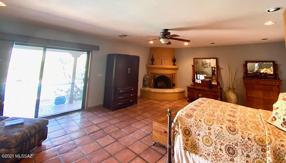 Monte Del Oro (1-187) - Residential