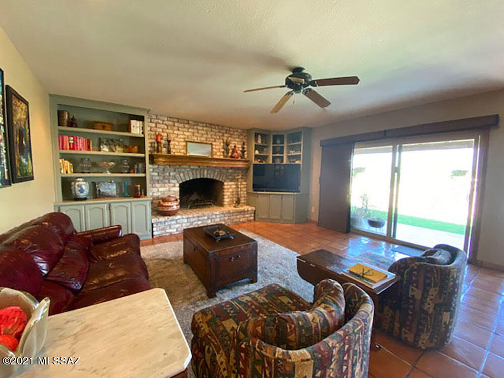 Monte Del Oro (1-187) - Residential