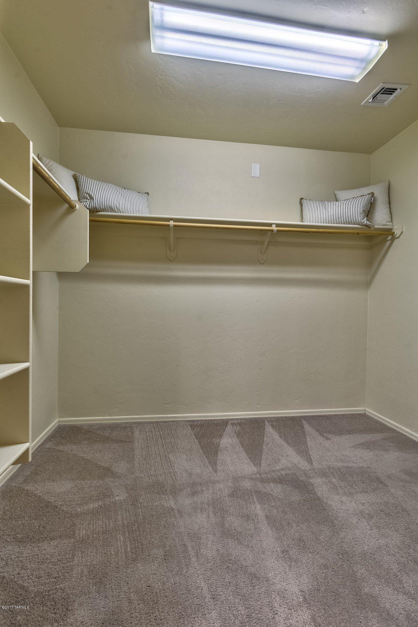 Sabino Mountain (1-290) - Residential