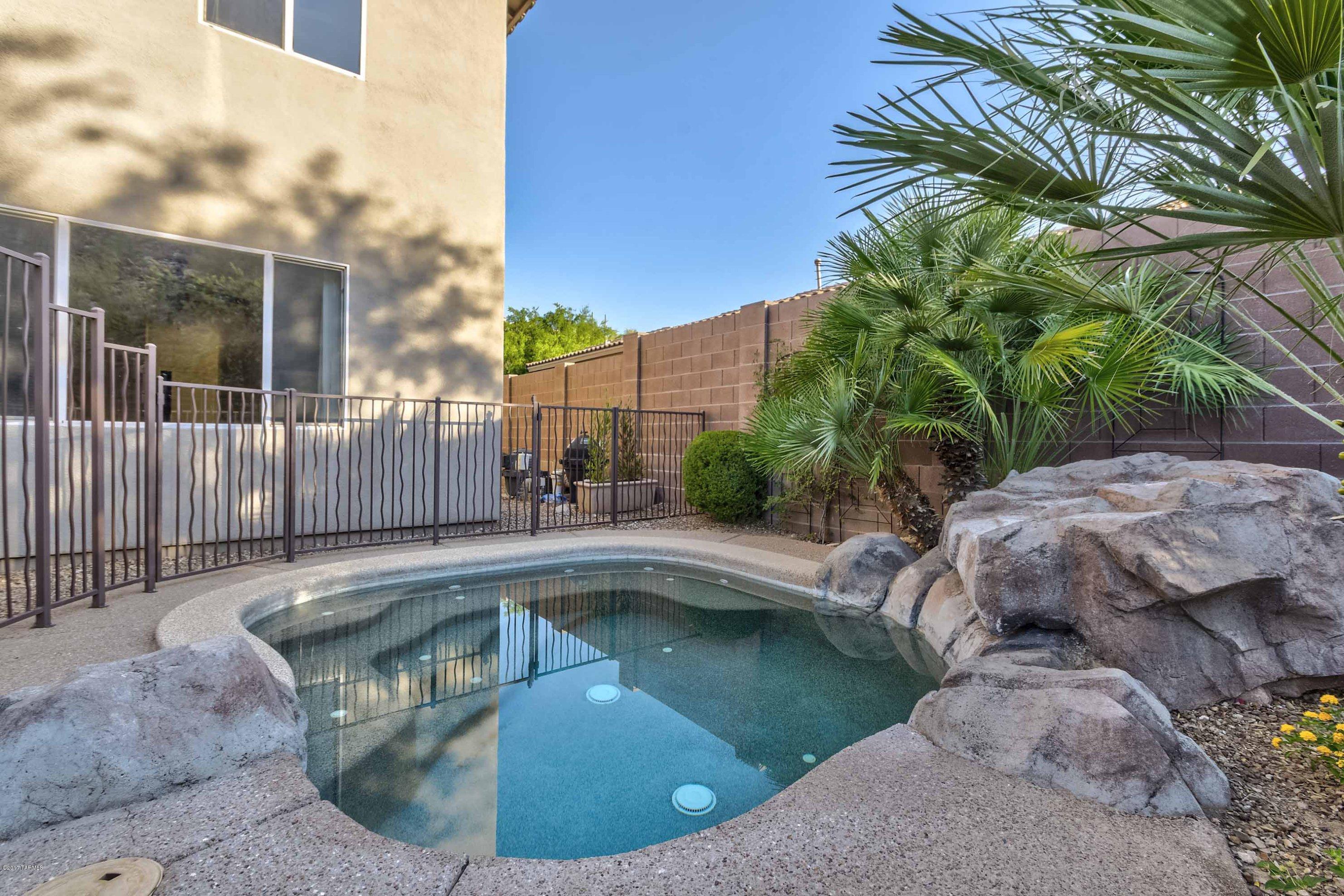 Sabino Mountain (1-290) - Residential