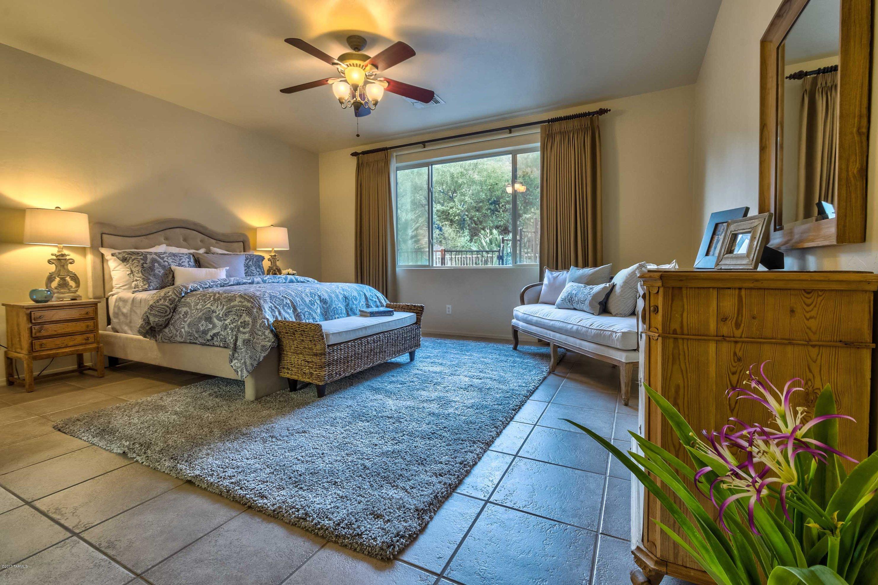 Sabino Mountain (1-290) - Residential