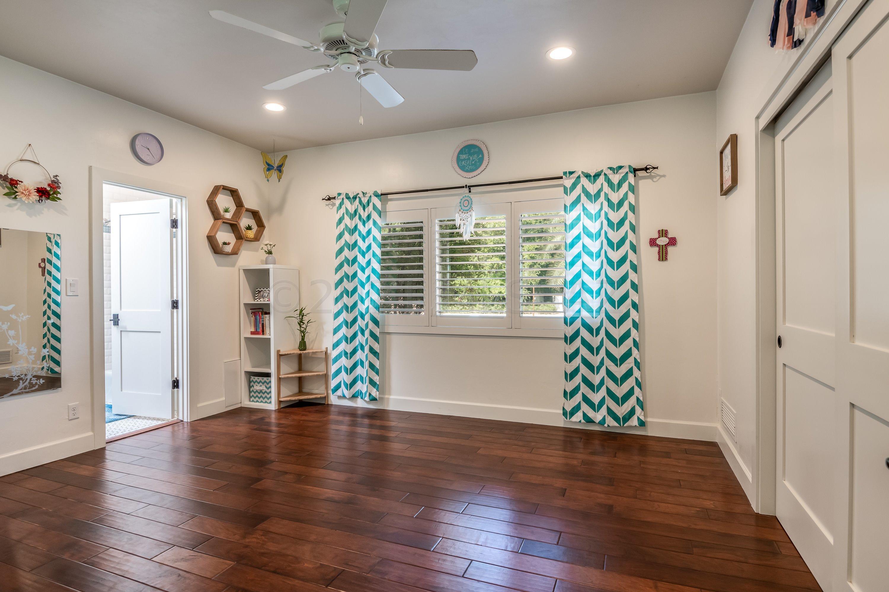 Country Club Estates NO. 2 (1-5) - Residential