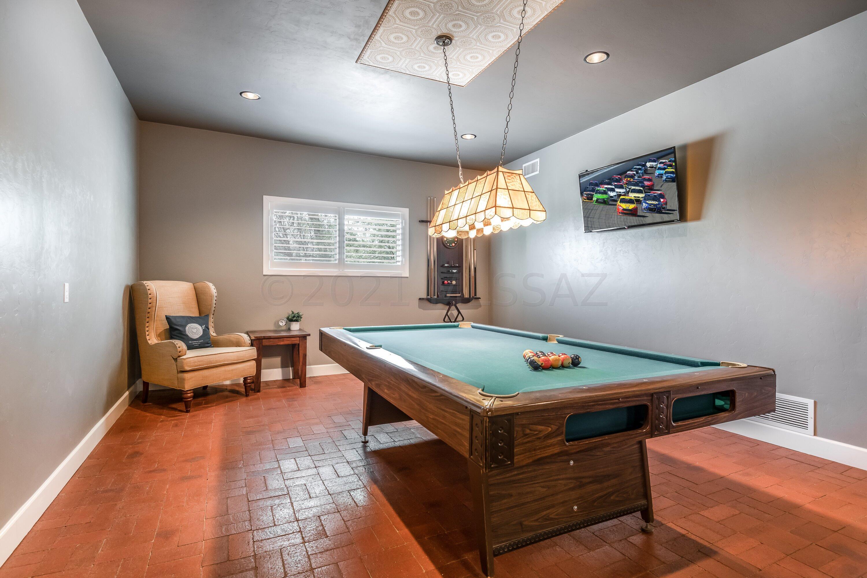 Country Club Estates NO. 2 (1-5) - Residential