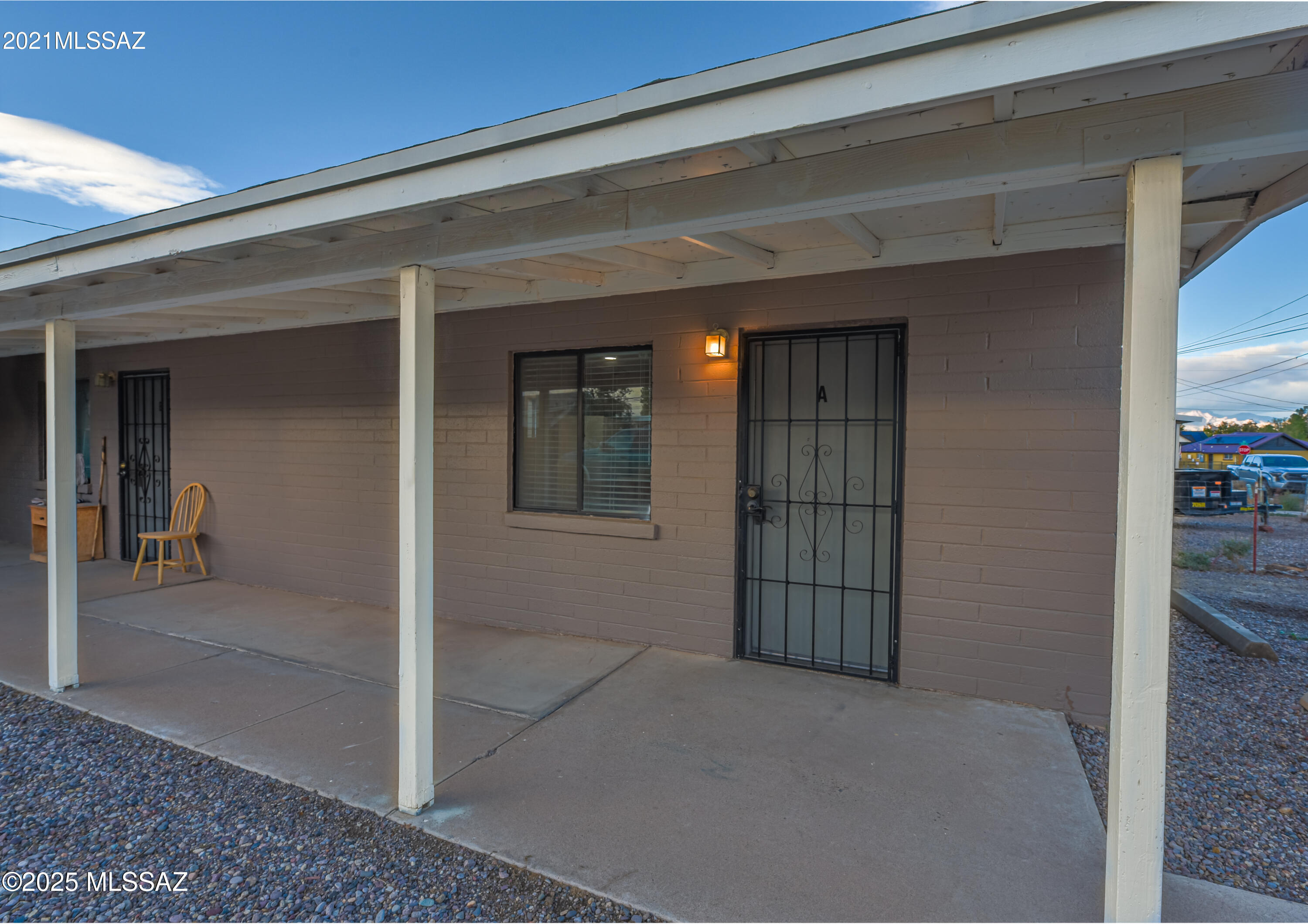 This charming studio apartment is situated in the heart of town, providing easy access to key amenities. Landlord pays all utilities and internet. Minimum of six-month lease required. No smoking or pets. An online application must be completed before scheduling a showing. If you're interested or want more information, please contact us to receive an application!!