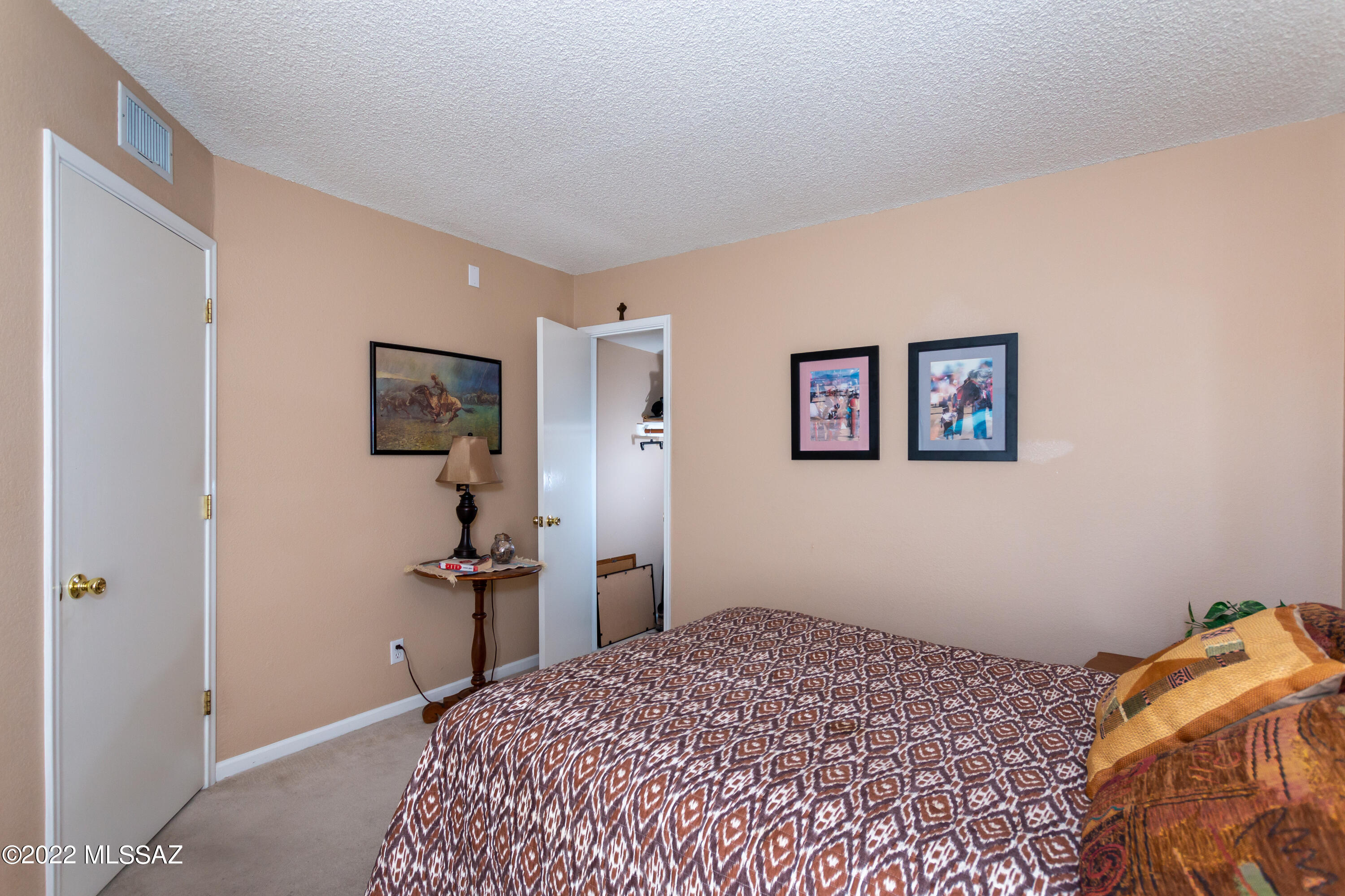 Saddlewood Villas (1-102) - Residential