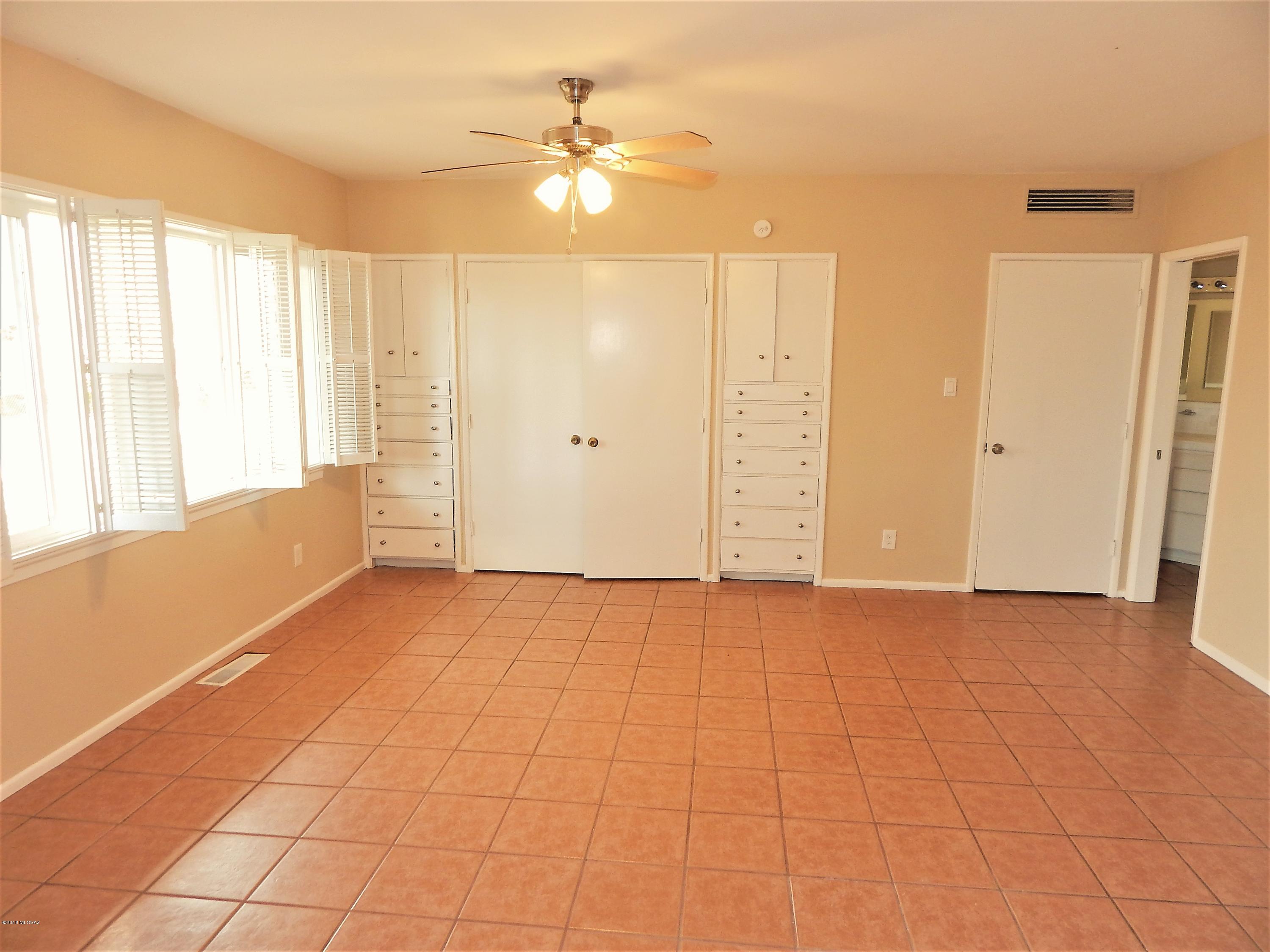 Lobo Loma Estates - Residential