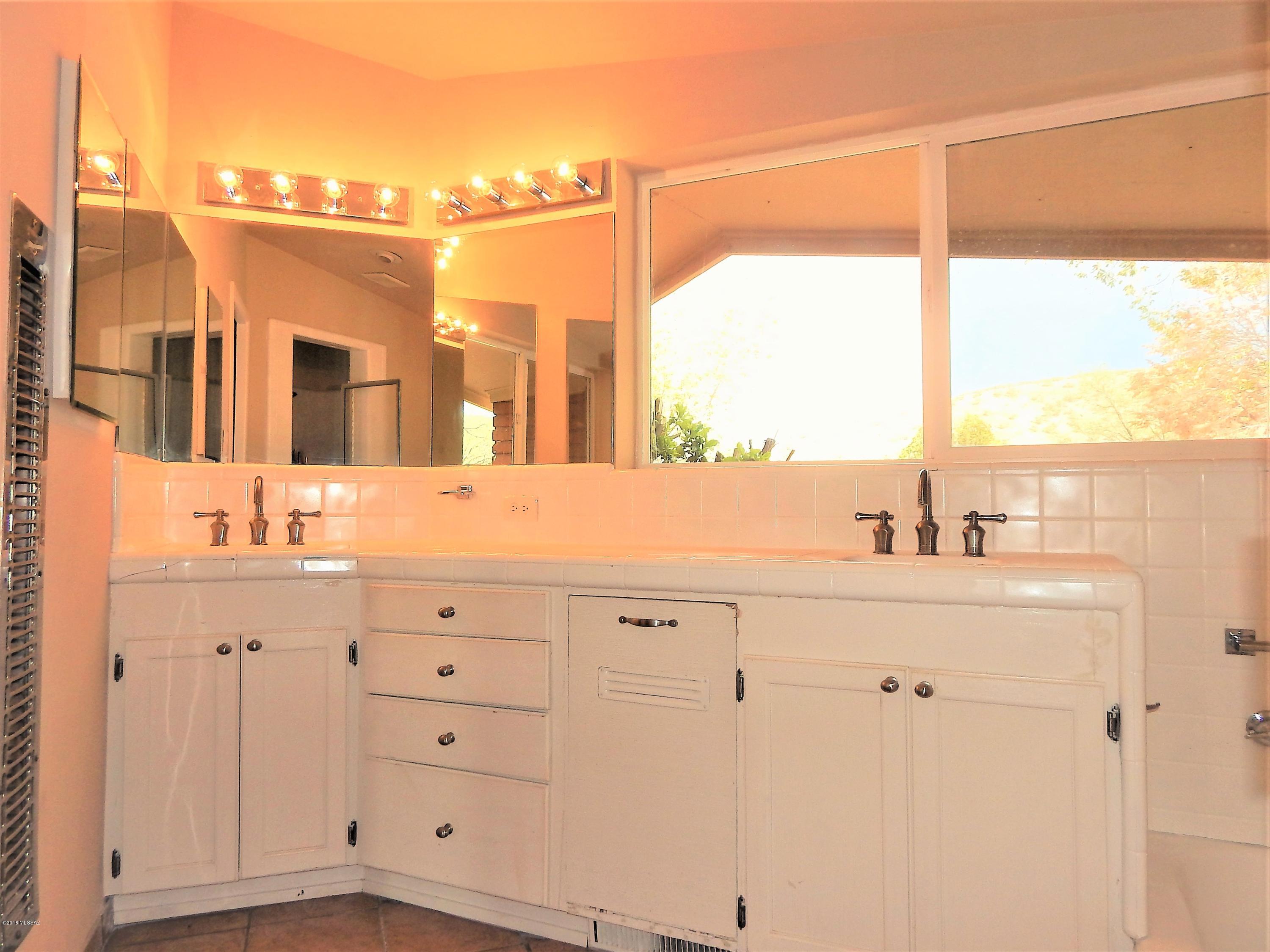 Lobo Loma Estates - Residential