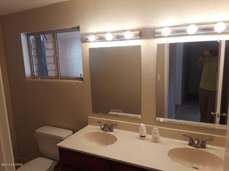 Lobo Loma Estates - Residential