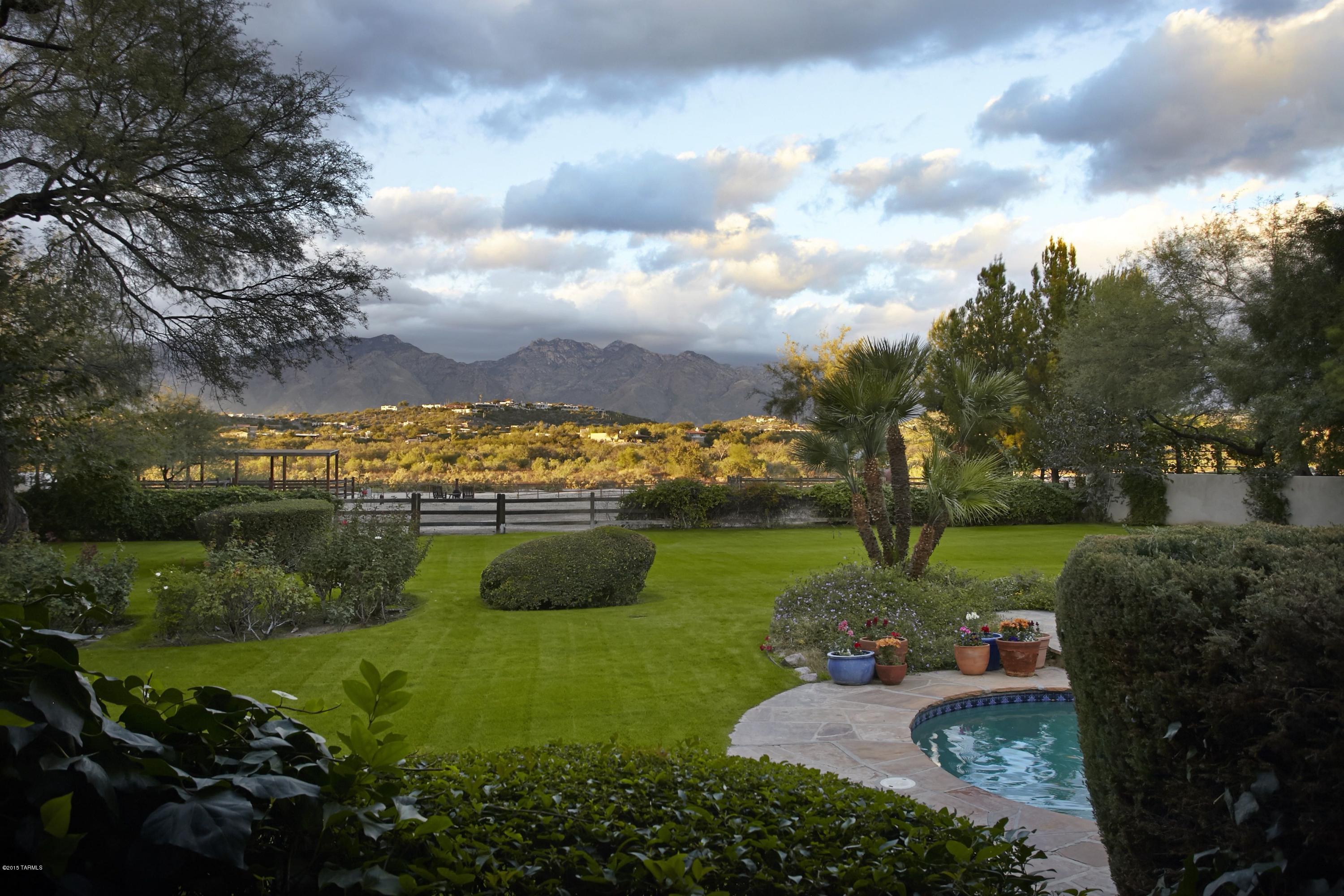 Country Club Estates NO. 1 - Residential