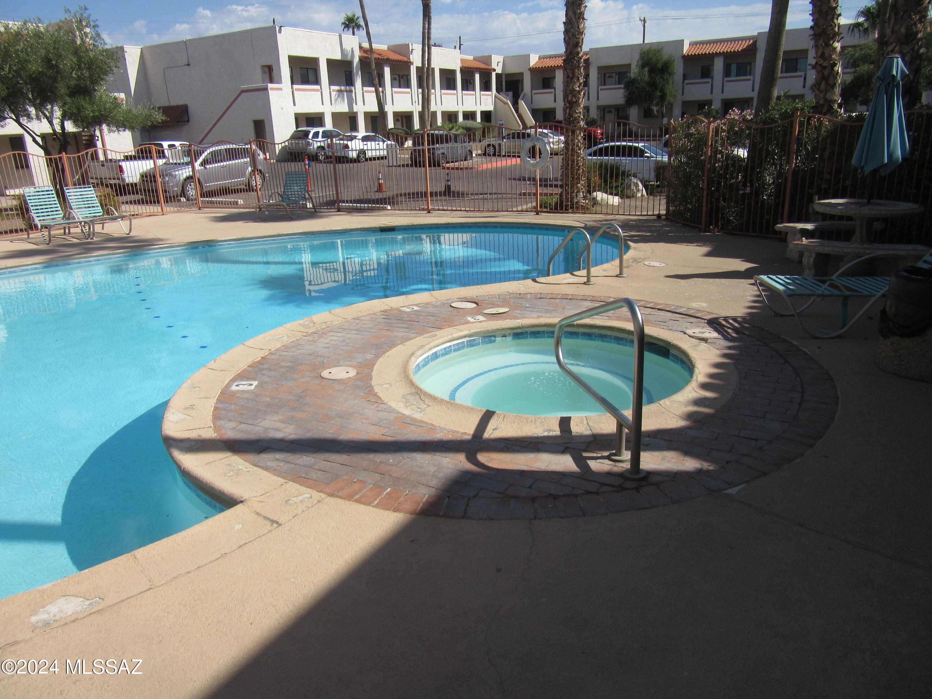 Sierra Madre Condos - Residential