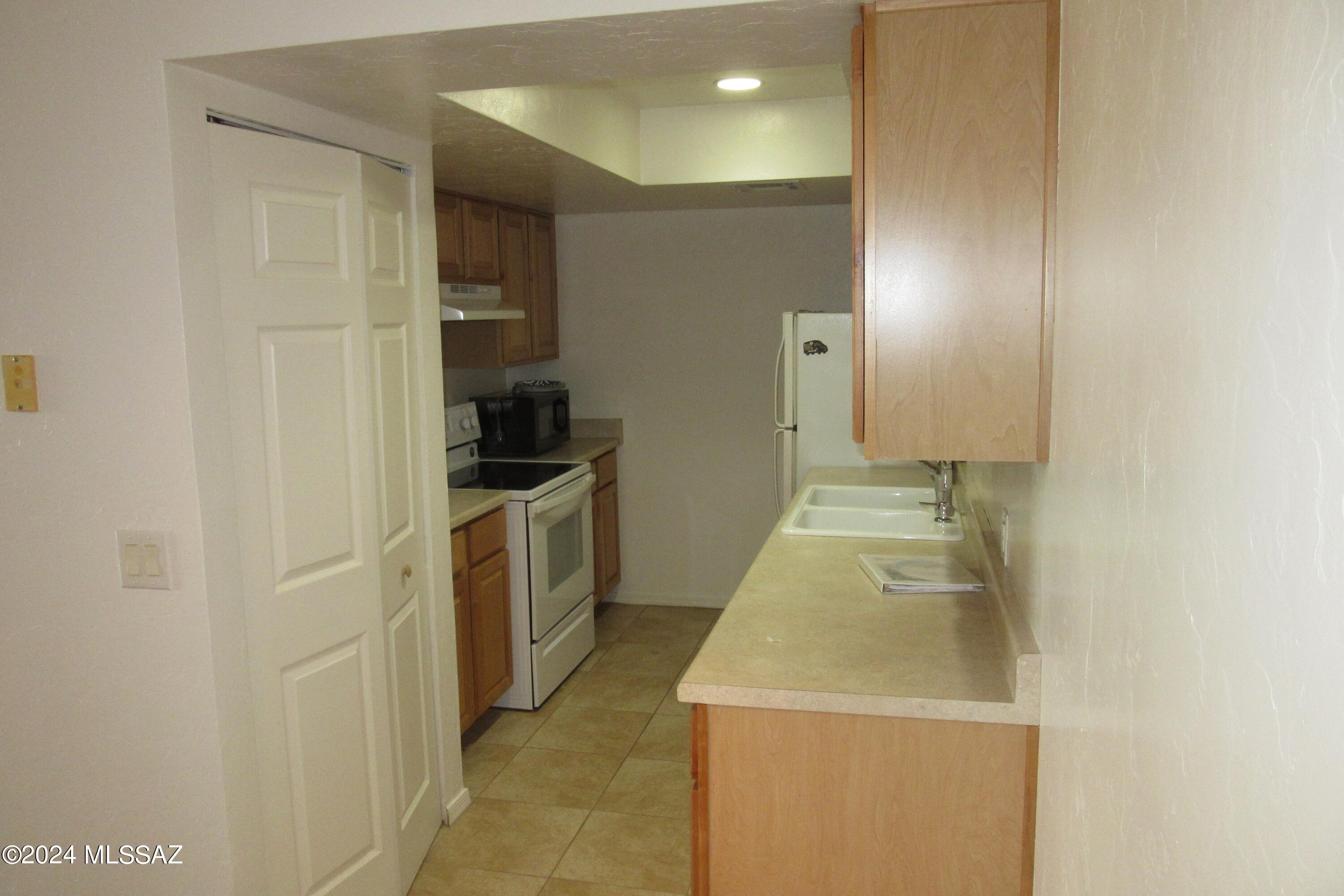 Sierra Madre Condos - Residential