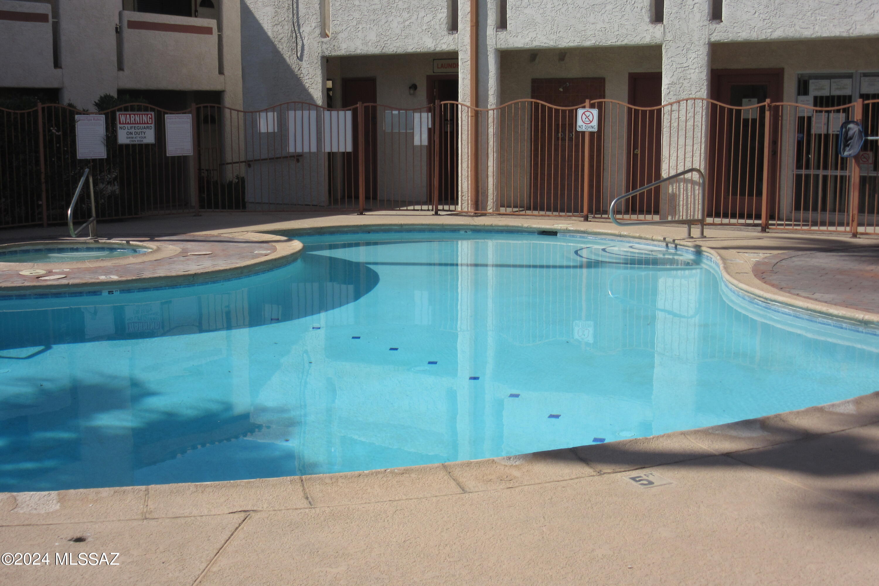 Sierra Madre Condos - Residential