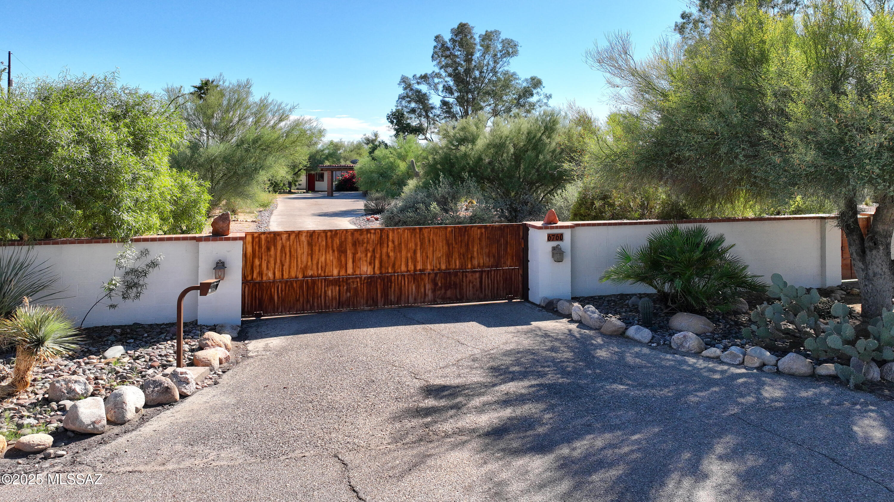 Casas Adobes Addition - Residential