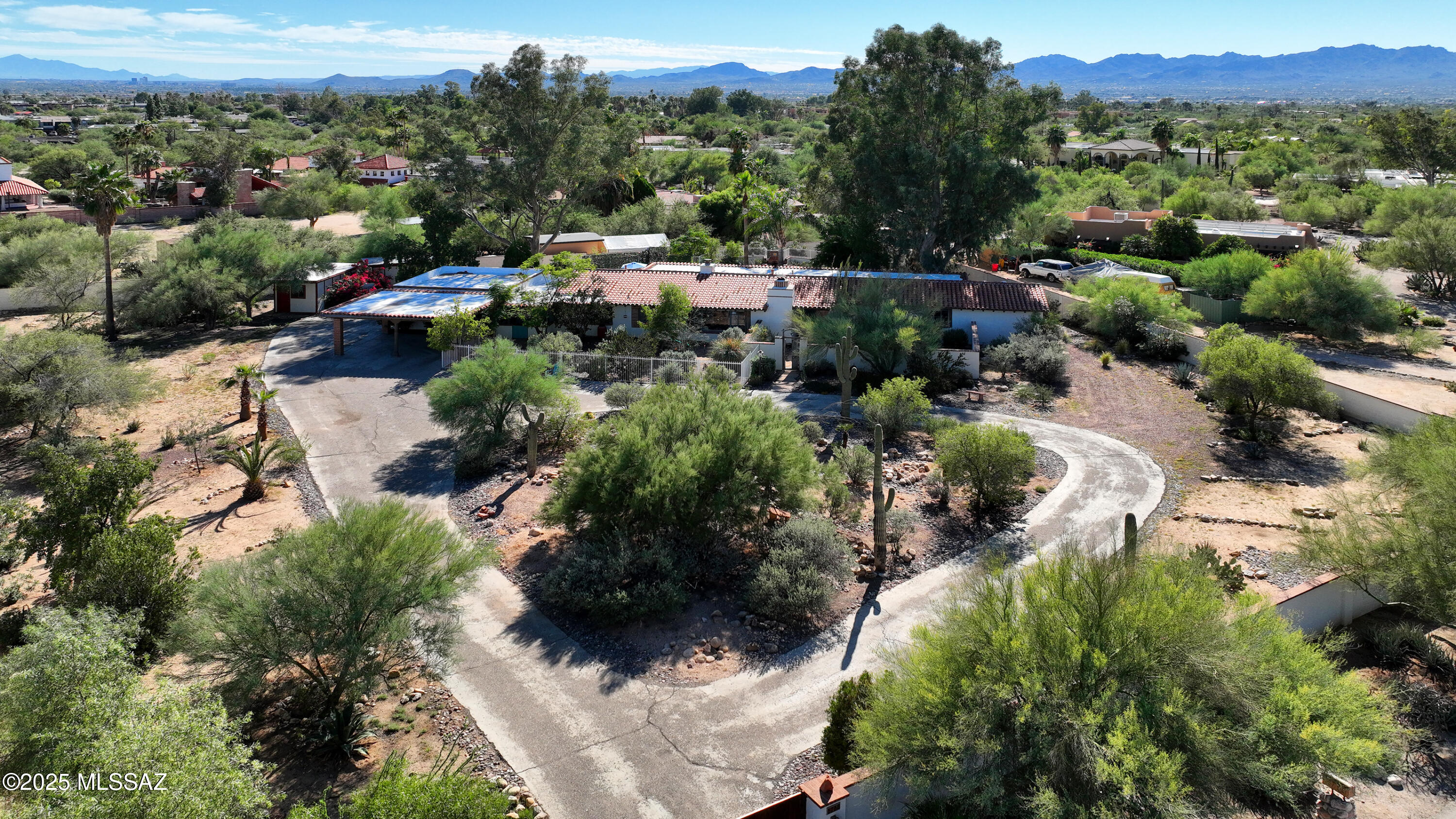 Casas Adobes Addition - Residential