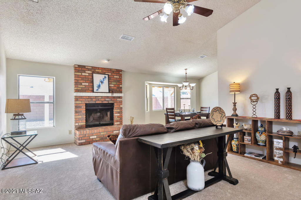Cortaro Ridge (125-214) - Residential