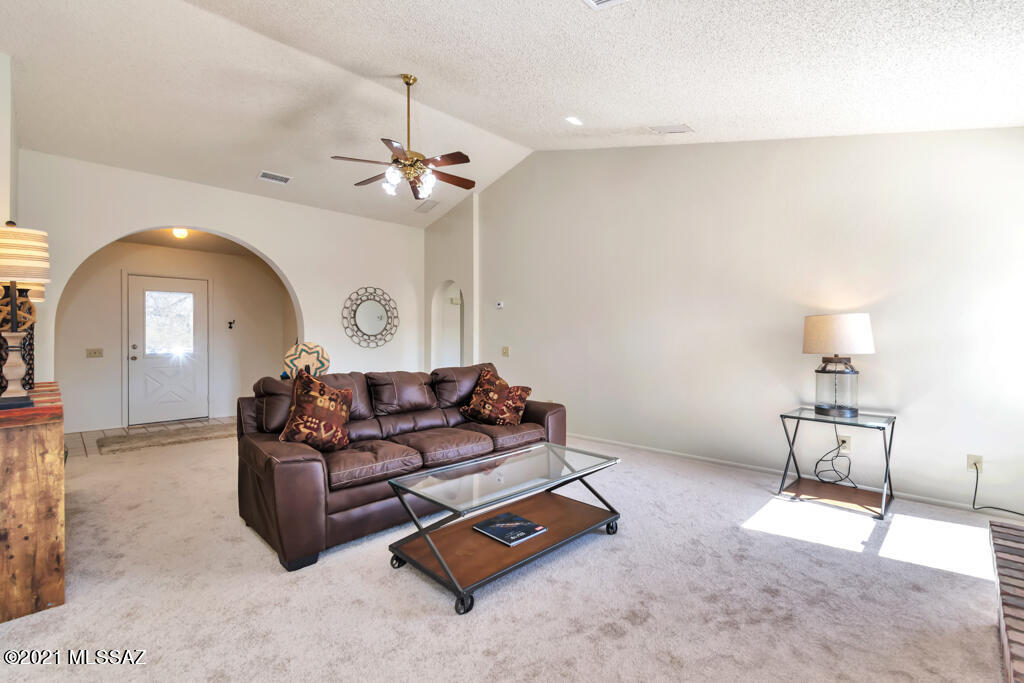 Cortaro Ridge (125-214) - Residential