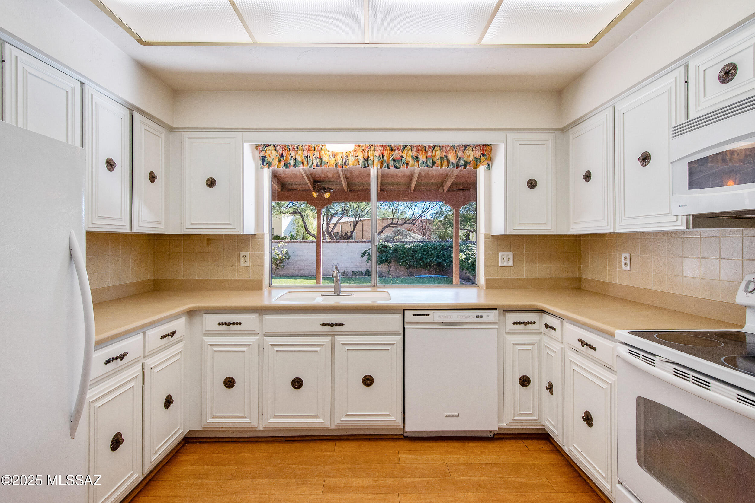 Country Club Estates NO. 3 (1-25) - Residential
