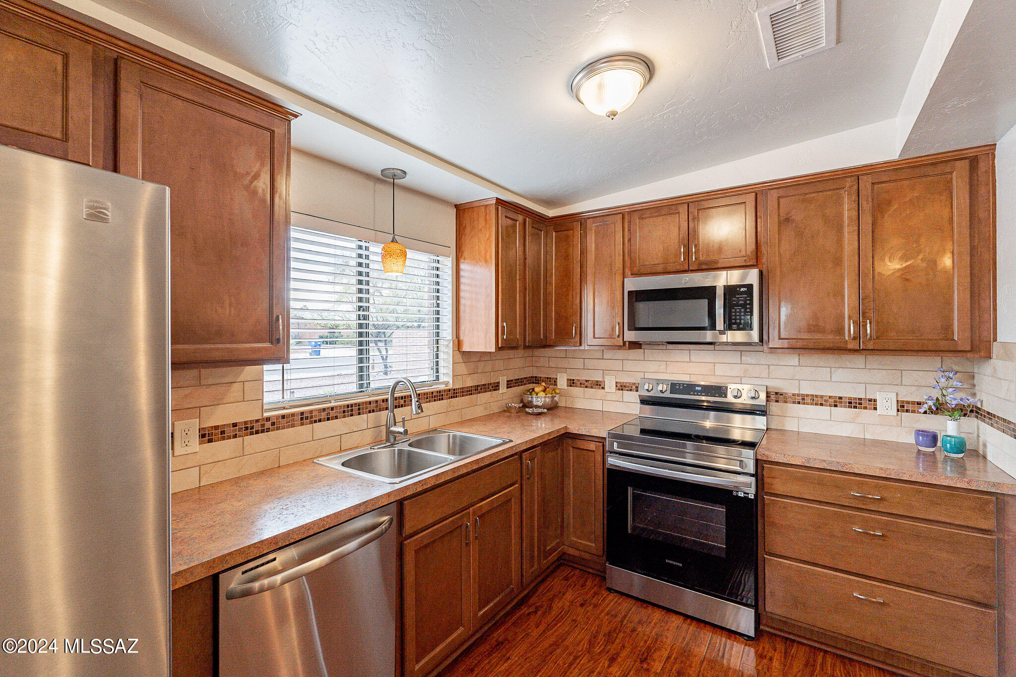 Campbell Ave. Acres - Residential